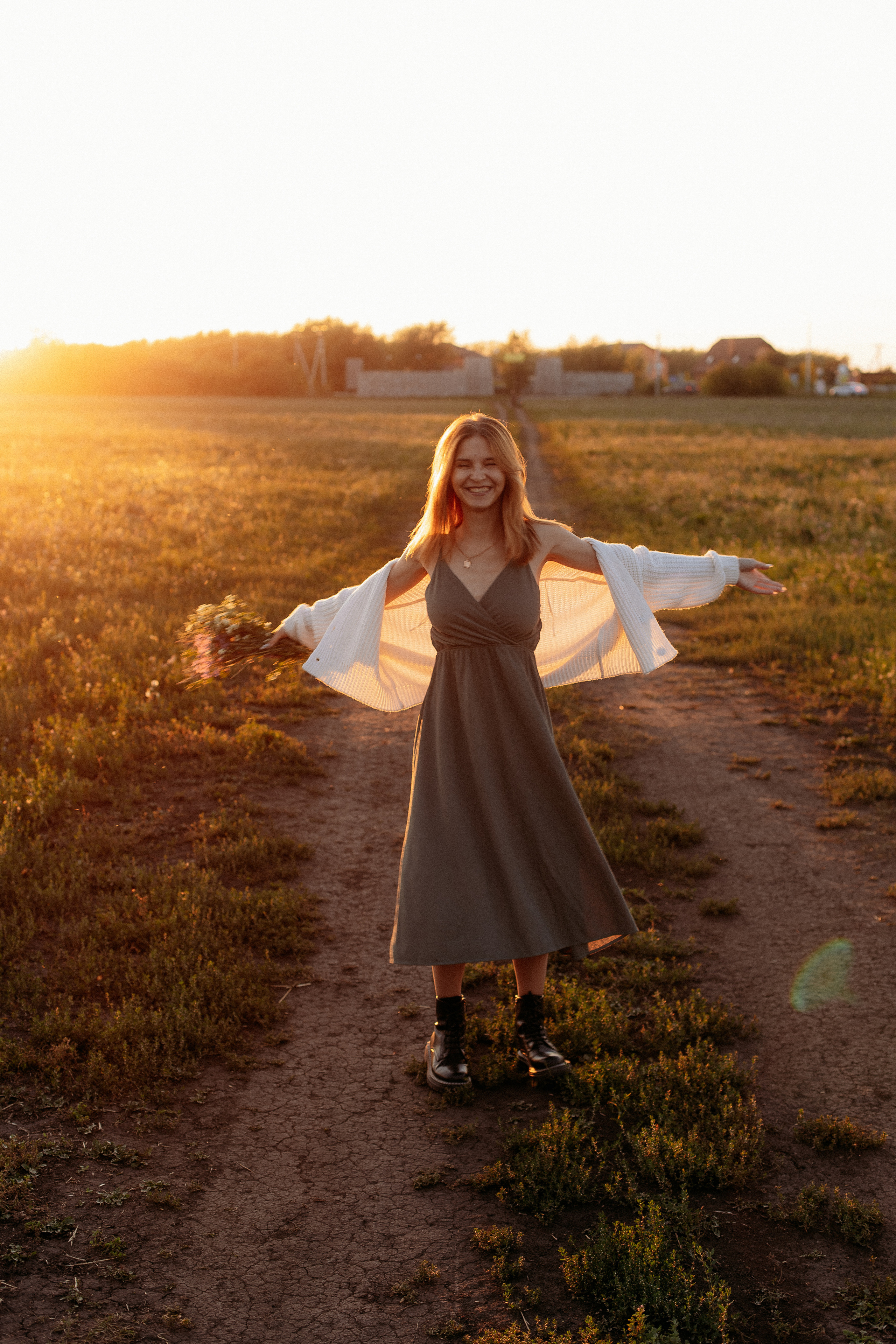 Поле. Семейный фотограф Тюмень, фотограф на роды Салмина Мария