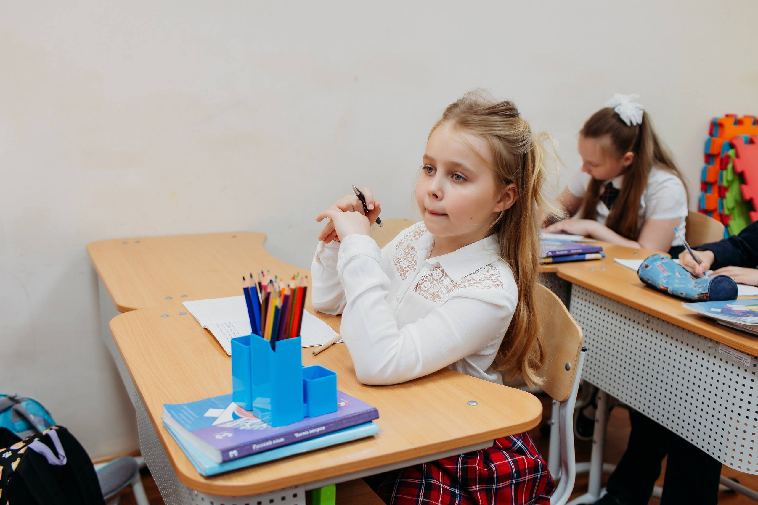 Школа 2 класс. Семейный фотограф Тюмень, фотограф на роды Салмина Мария