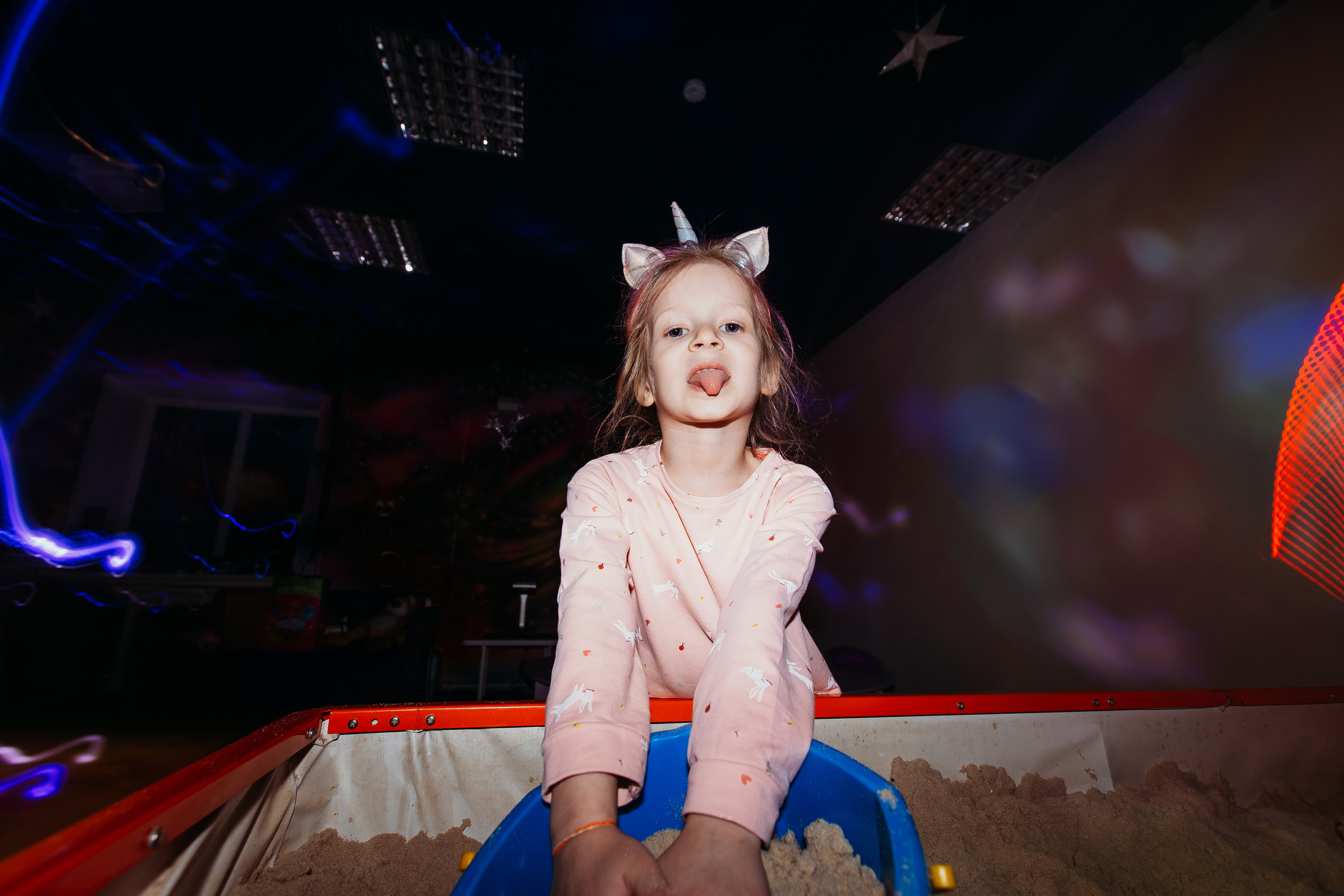 5 лет, день рождения в НЕО. Семейный фотограф Тюмень, фотограф на роды Салмина Мария