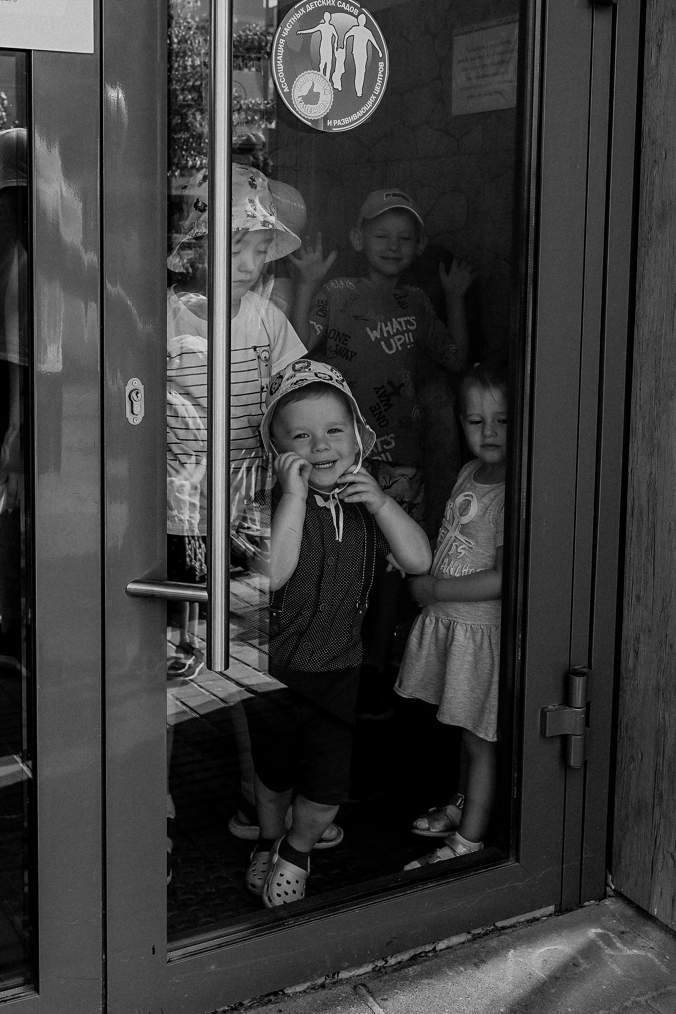 Один день в саду. Семейный фотограф Тюмень, фотограф на роды Салмина Мария