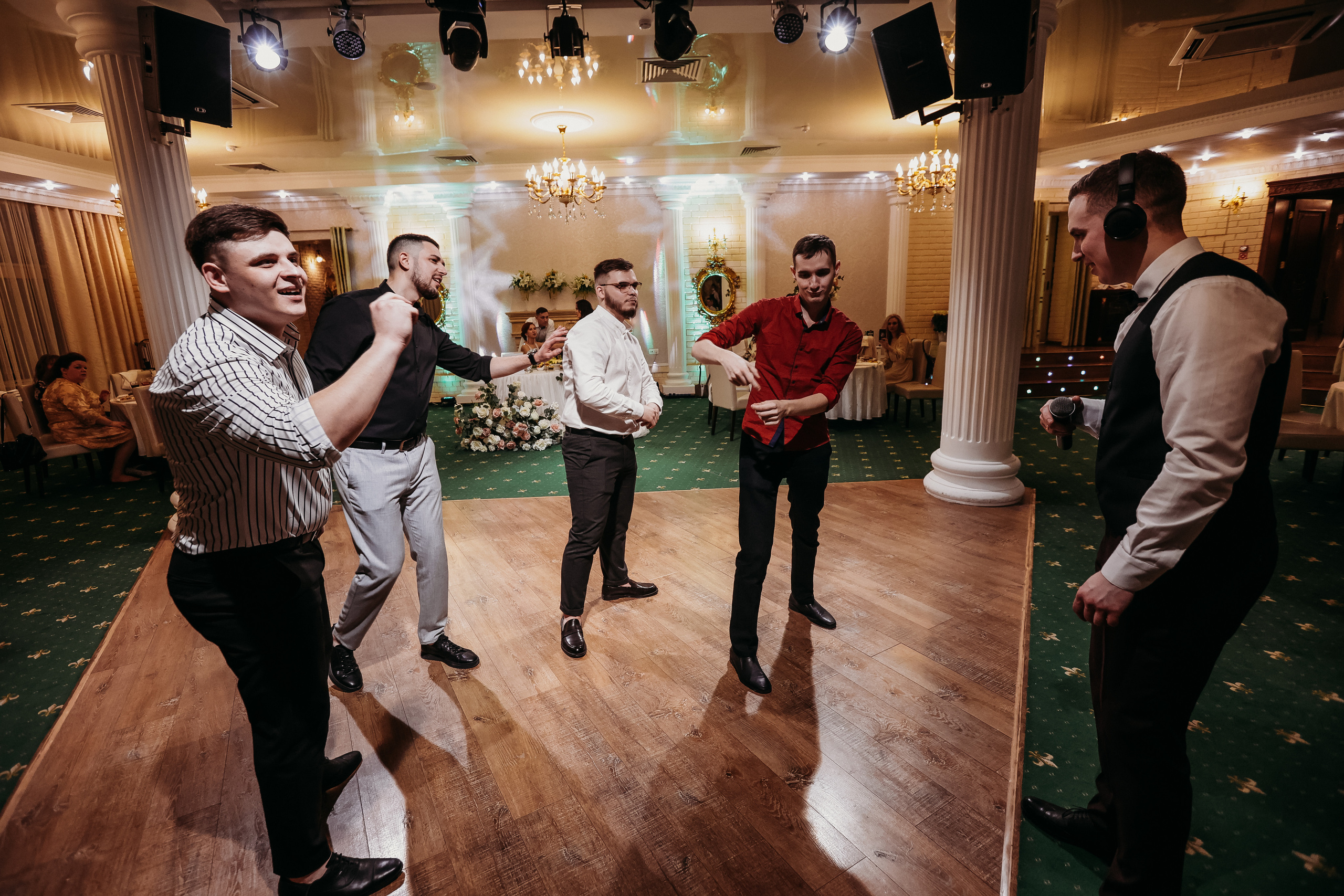 Банкет. Семейный фотограф Тюмень, фотограф на роды Салмина Мария