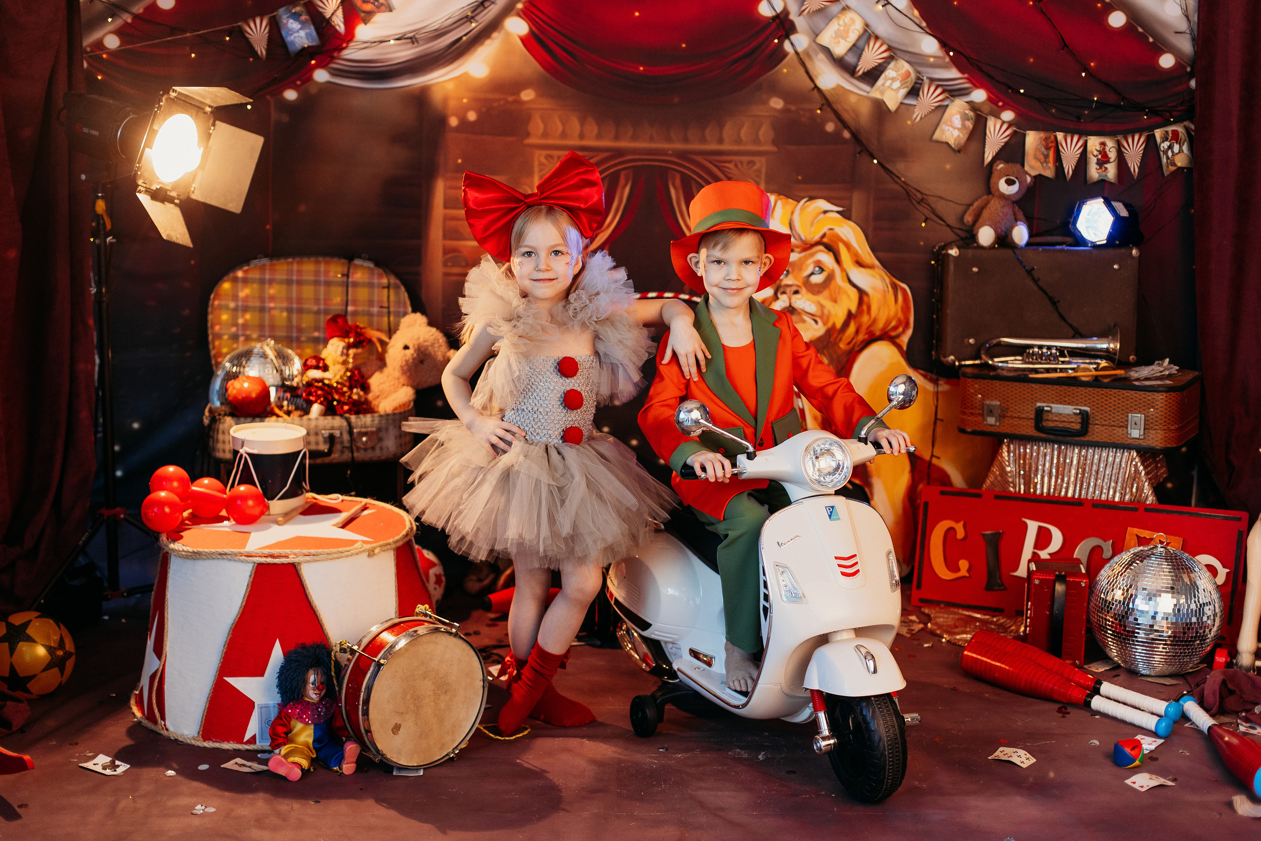 Цирк. Семейный фотограф Тюмень, фотограф на роды Салмина Мария