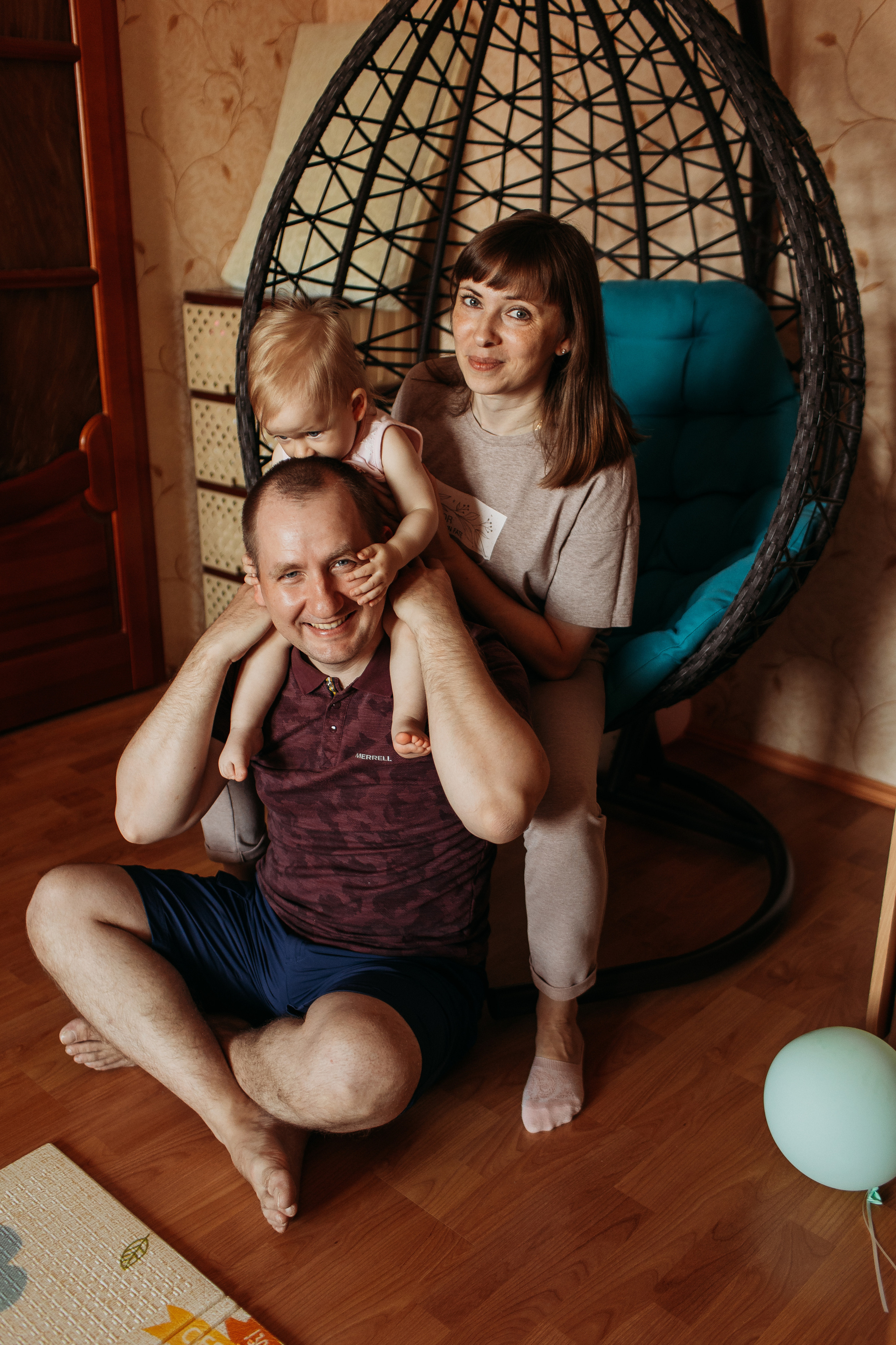 Дома. Семейный фотограф Тюмень, фотограф на роды Салмина Мария