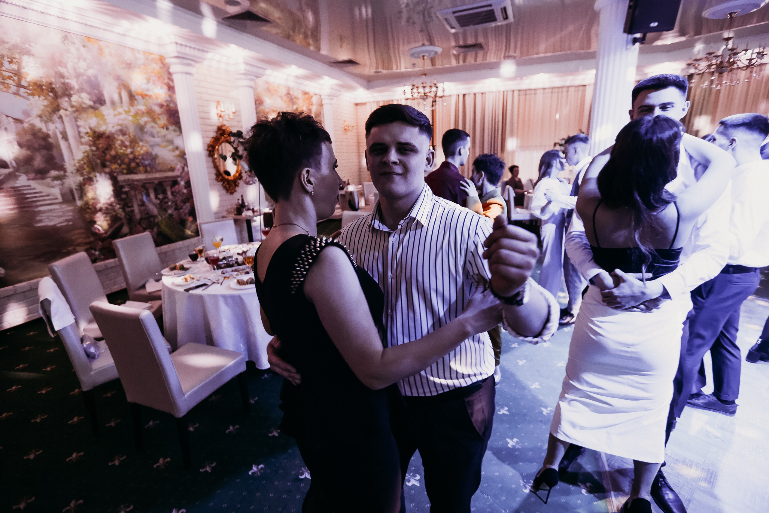 Банкет. Семейный фотограф Тюмень, фотограф на роды Салмина Мария