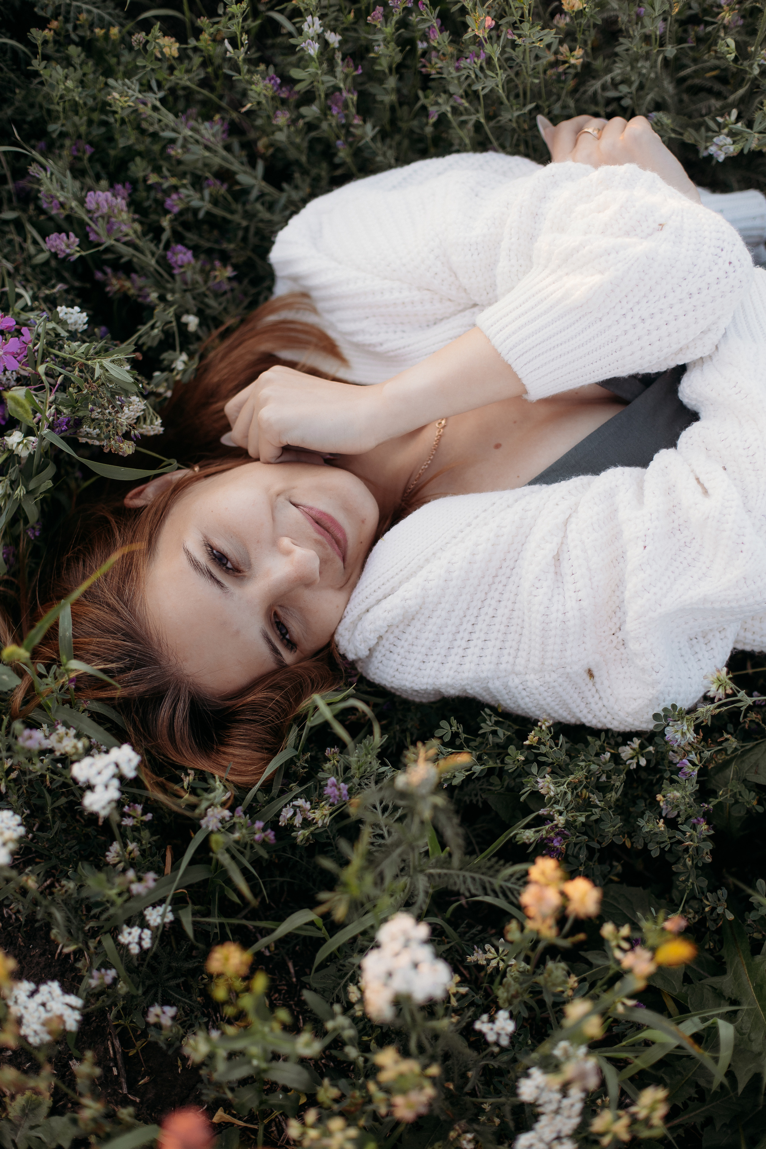 Поле. Семейный фотограф Тюмень, фотограф на роды Салмина Мария