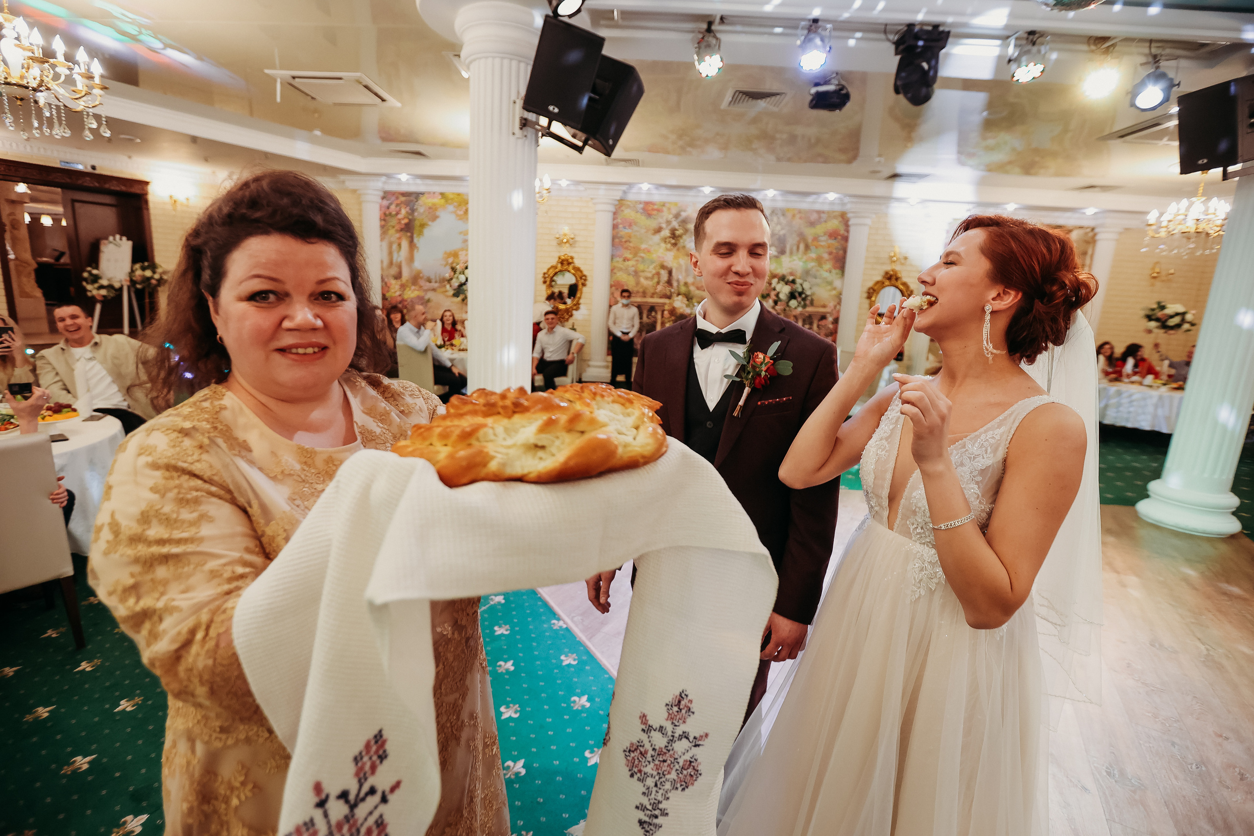 Банкет. Семейный фотограф Тюмень, фотограф на роды Салмина Мария