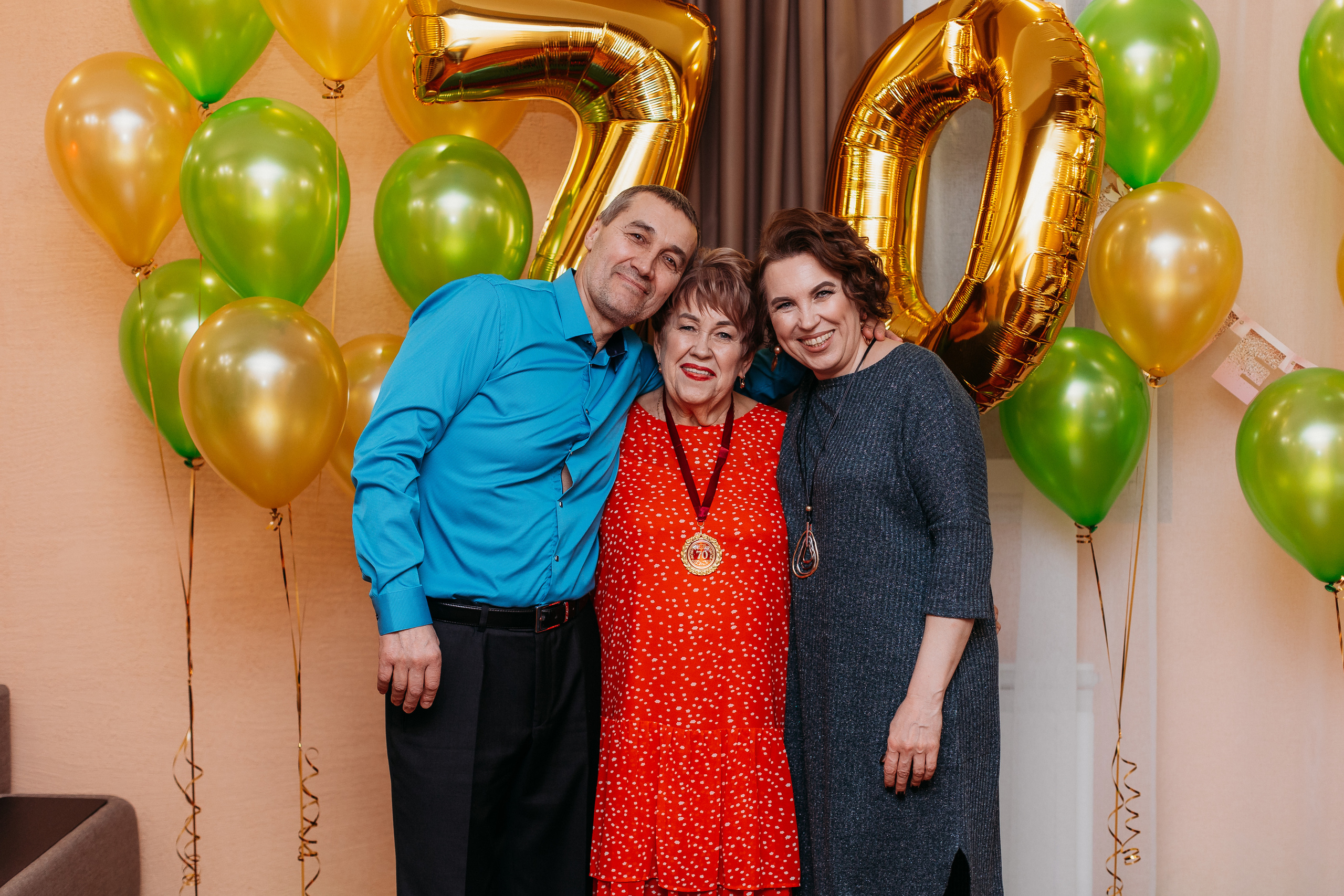 Банкет. Семейный фотограф Тюмень, фотограф на роды Салмина Мария