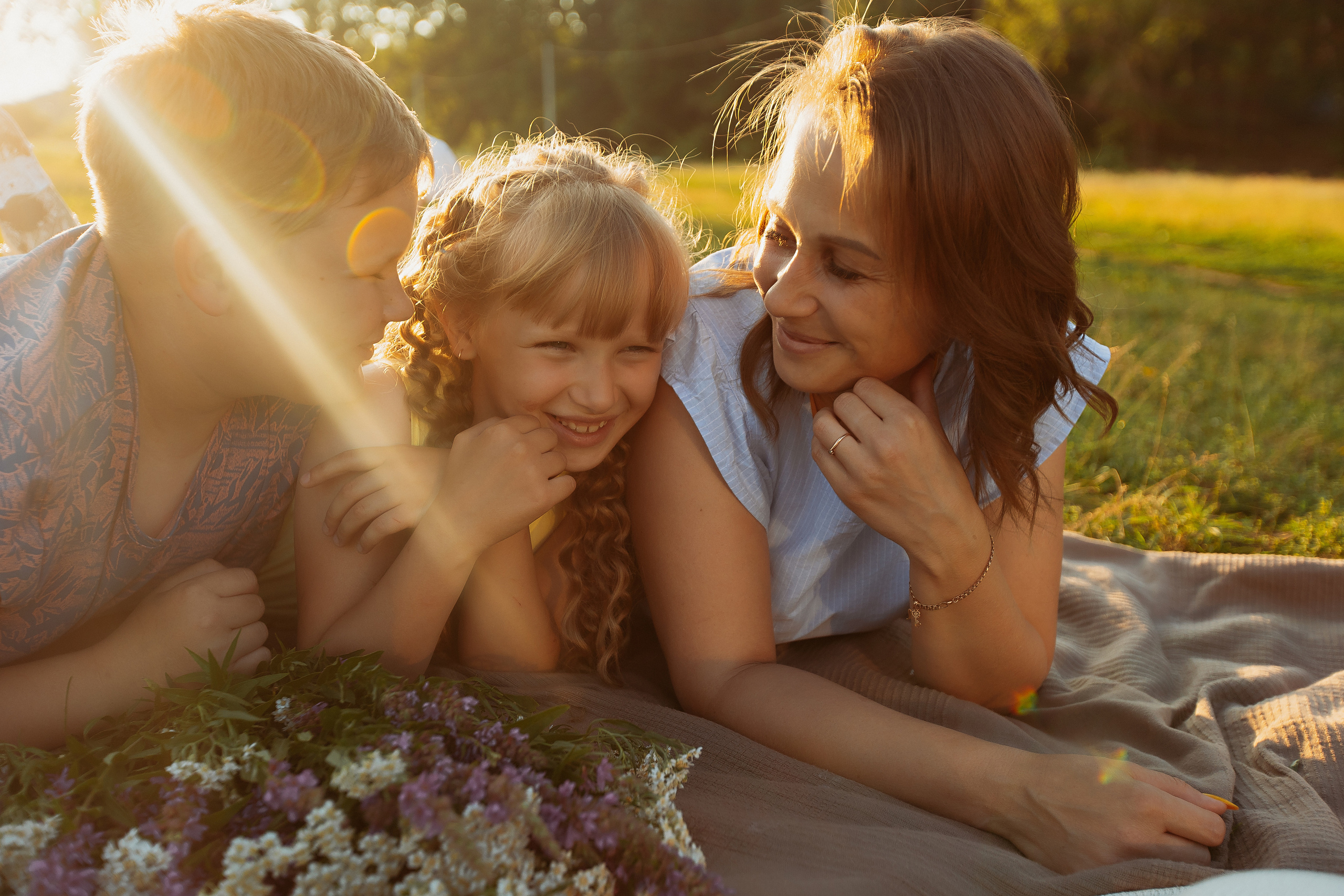 Лето. Семейный фотограф Тюмень, фотограф на роды Салмина Мария