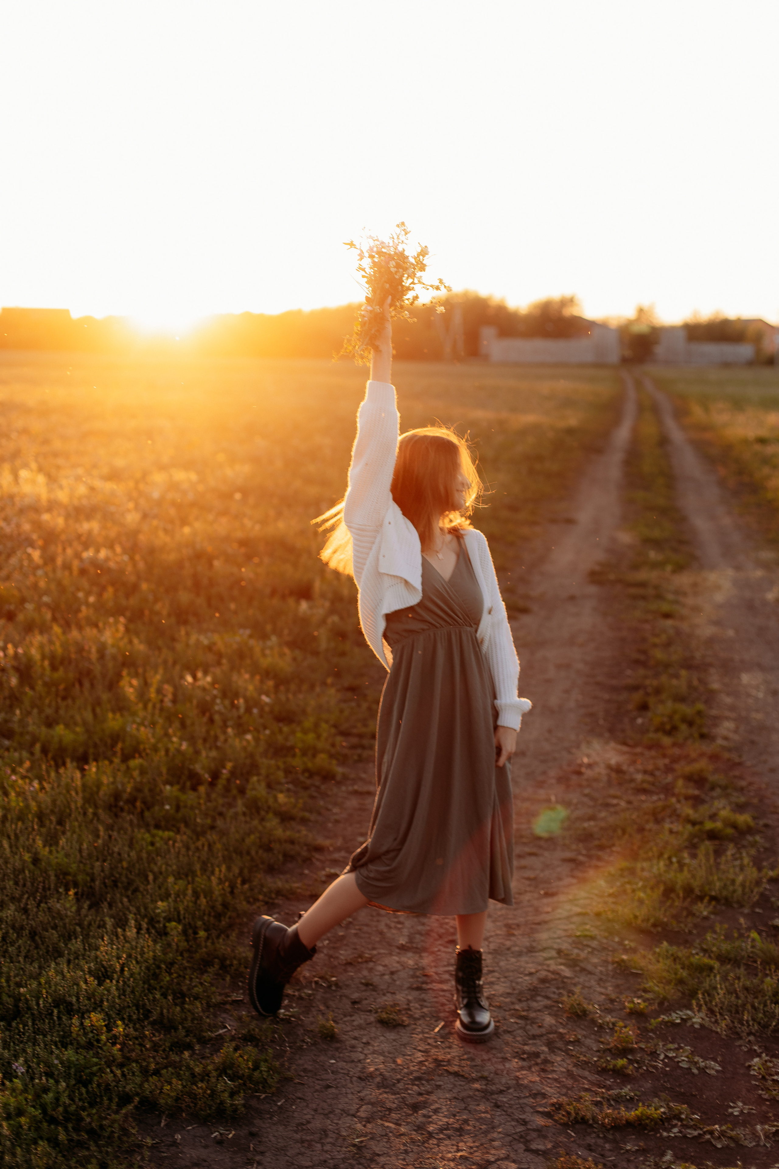 Поле. Семейный фотограф Тюмень, фотограф на роды Салмина Мария