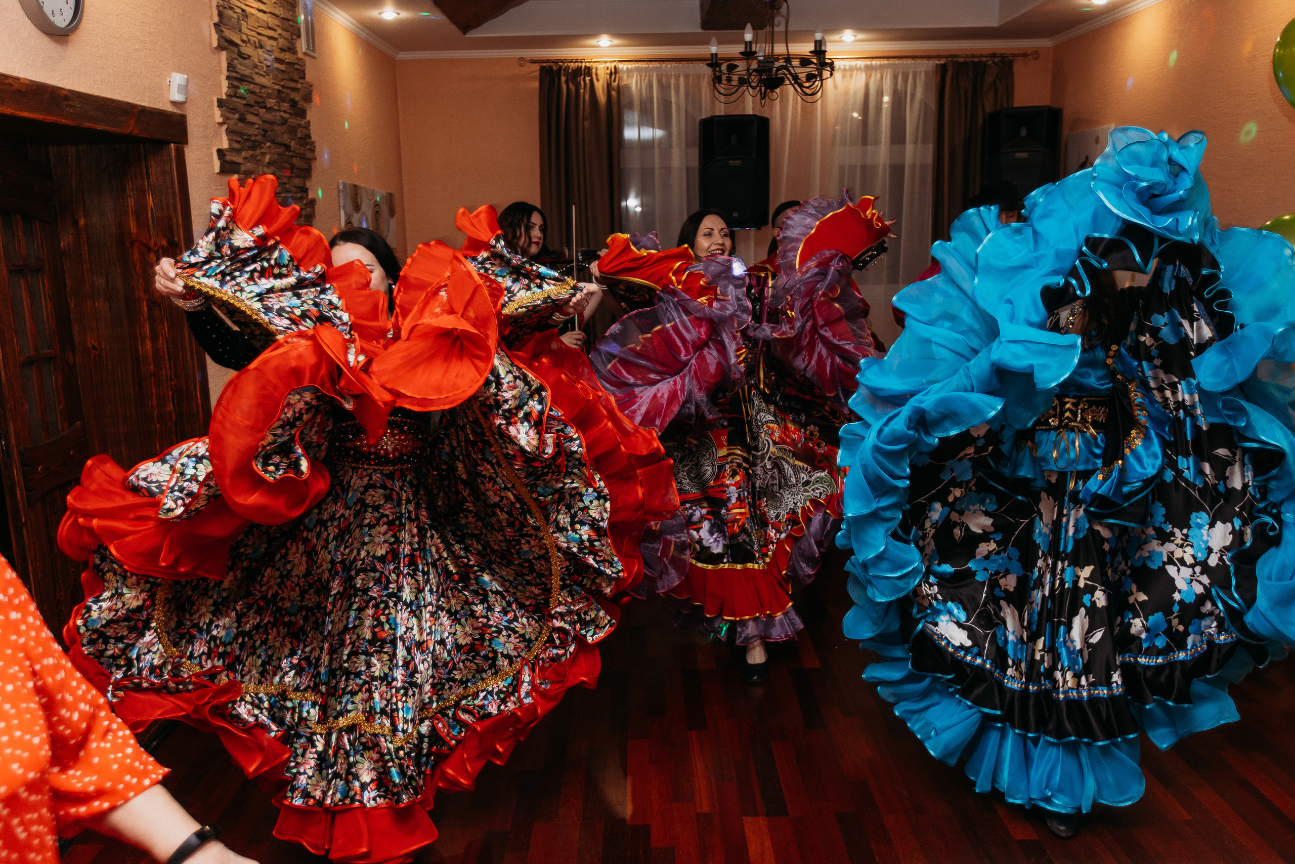 Банкет. Семейный фотограф Тюмень, фотограф на роды Салмина Мария