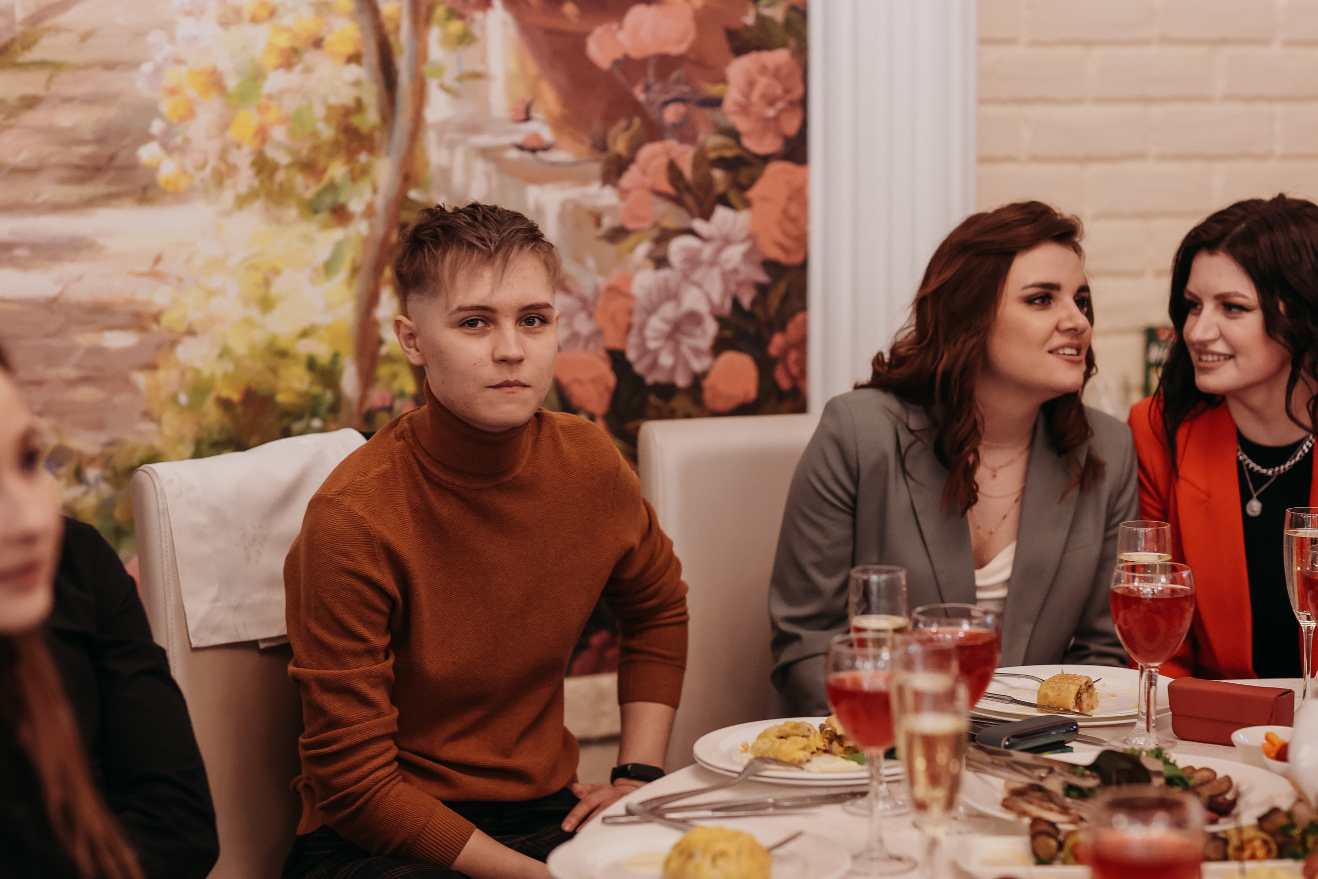 Банкет. Семейный фотограф Тюмень, фотограф на роды Салмина Мария