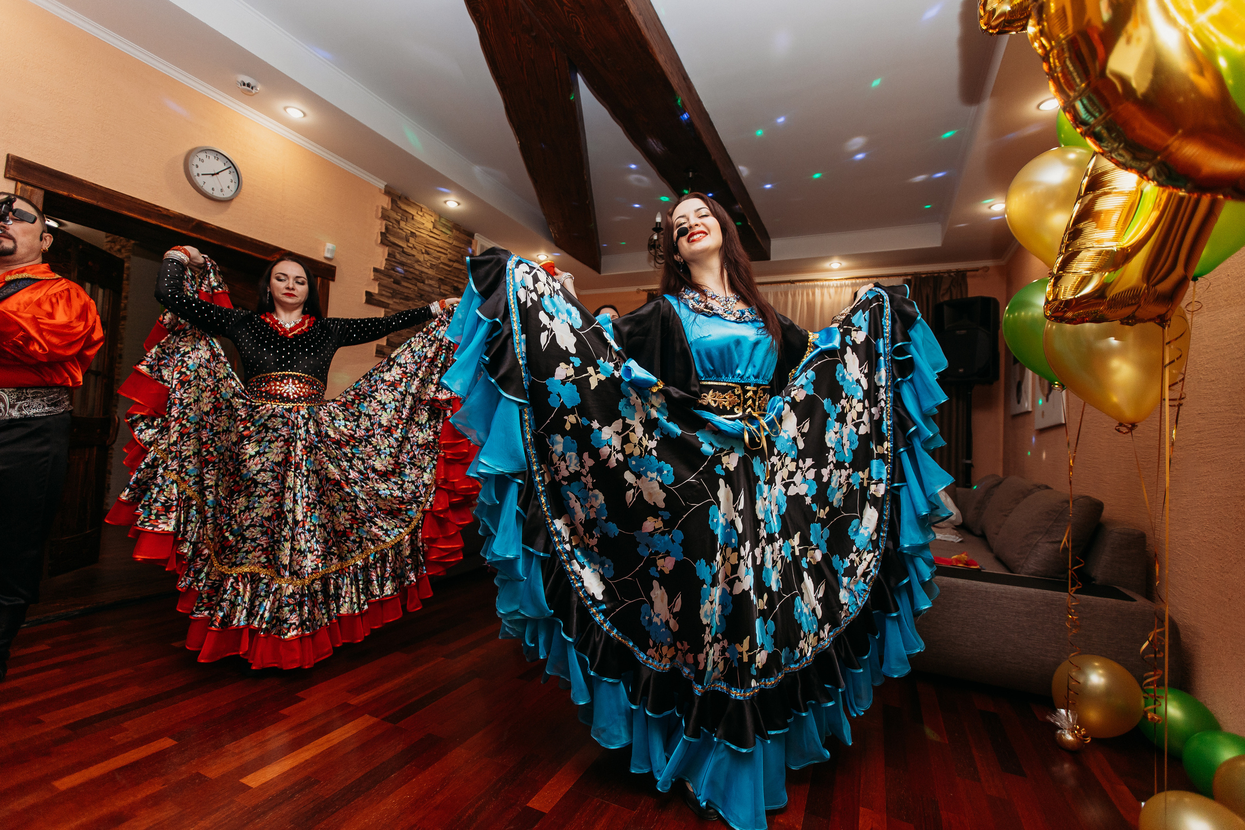 Банкет. Семейный фотограф Тюмень, фотограф на роды Салмина Мария