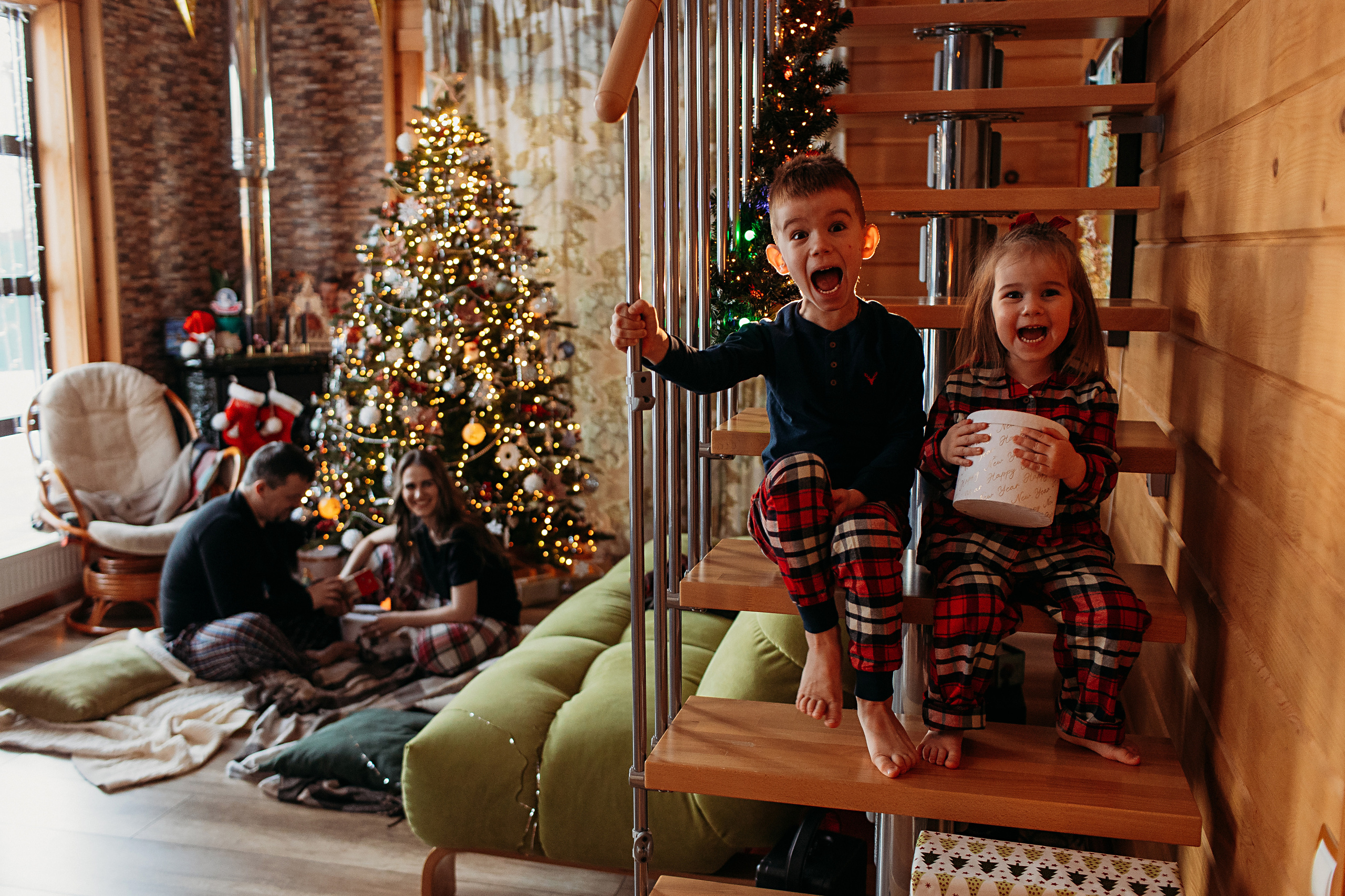 Тёплый новый год. Семейный фотограф Тюмень, фотограф на роды Салмина Мария