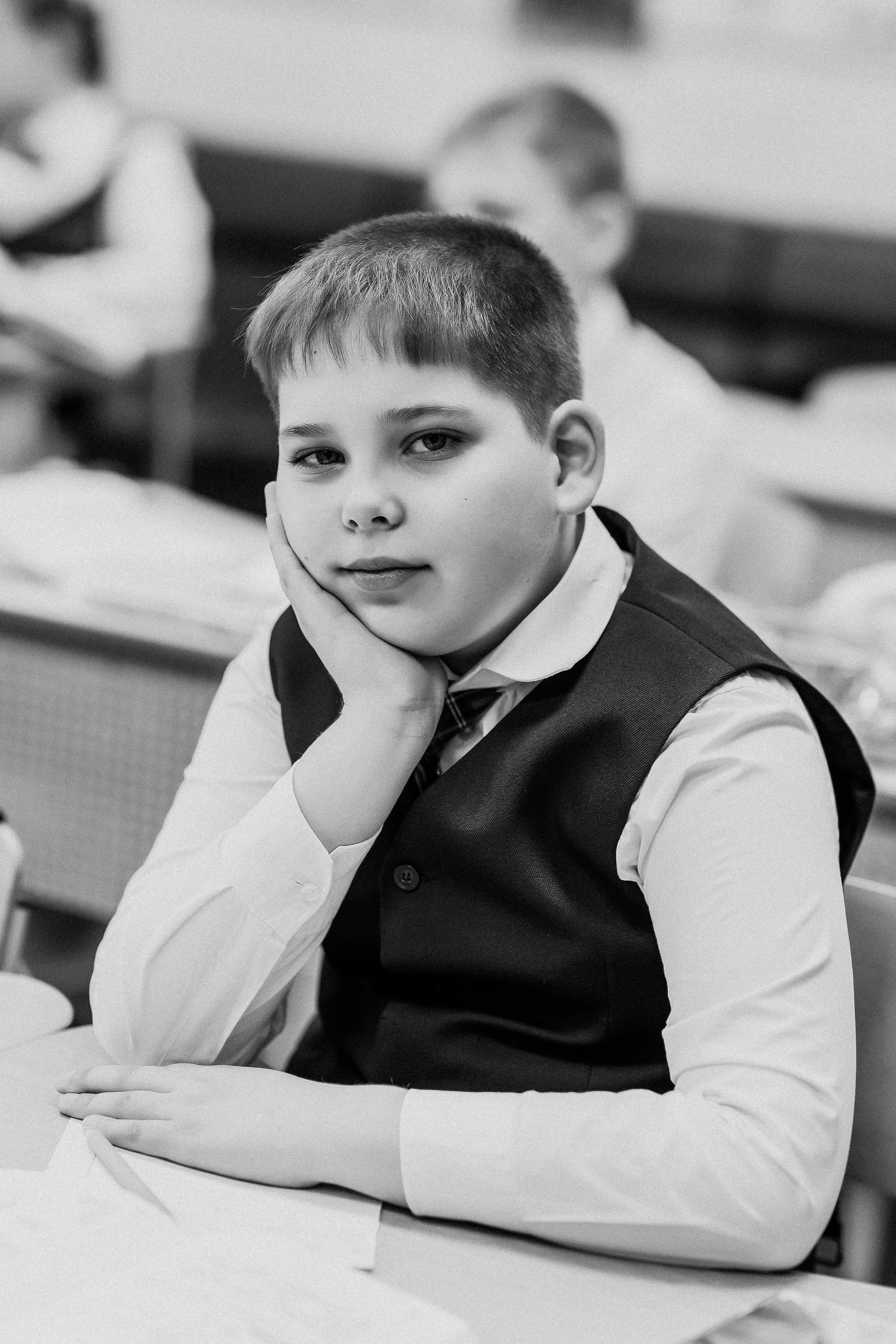 Школа 2 класс. Семейный фотограф Тюмень, фотограф на роды Салмина Мария