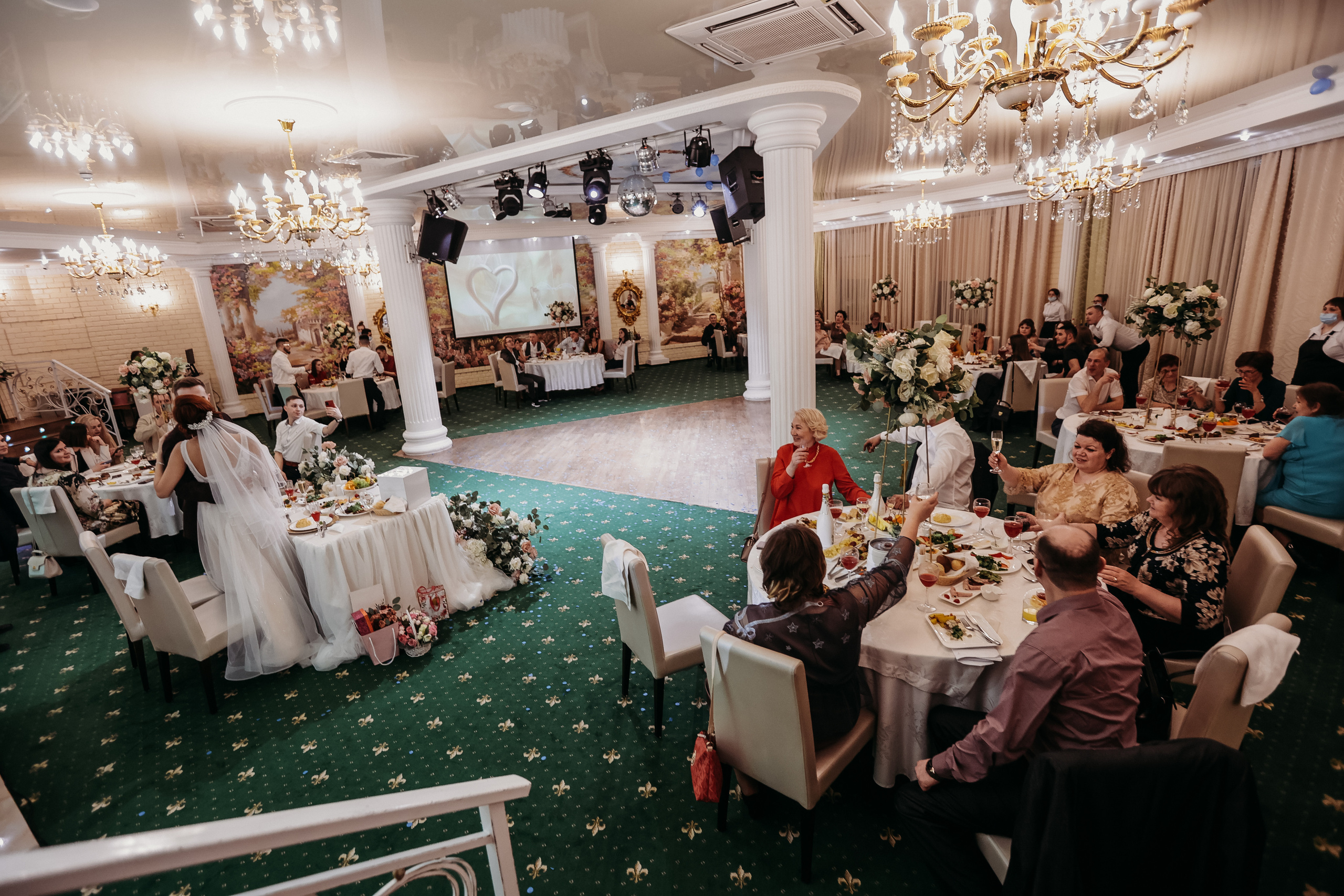 Банкет. Семейный фотограф Тюмень, фотограф на роды Салмина Мария