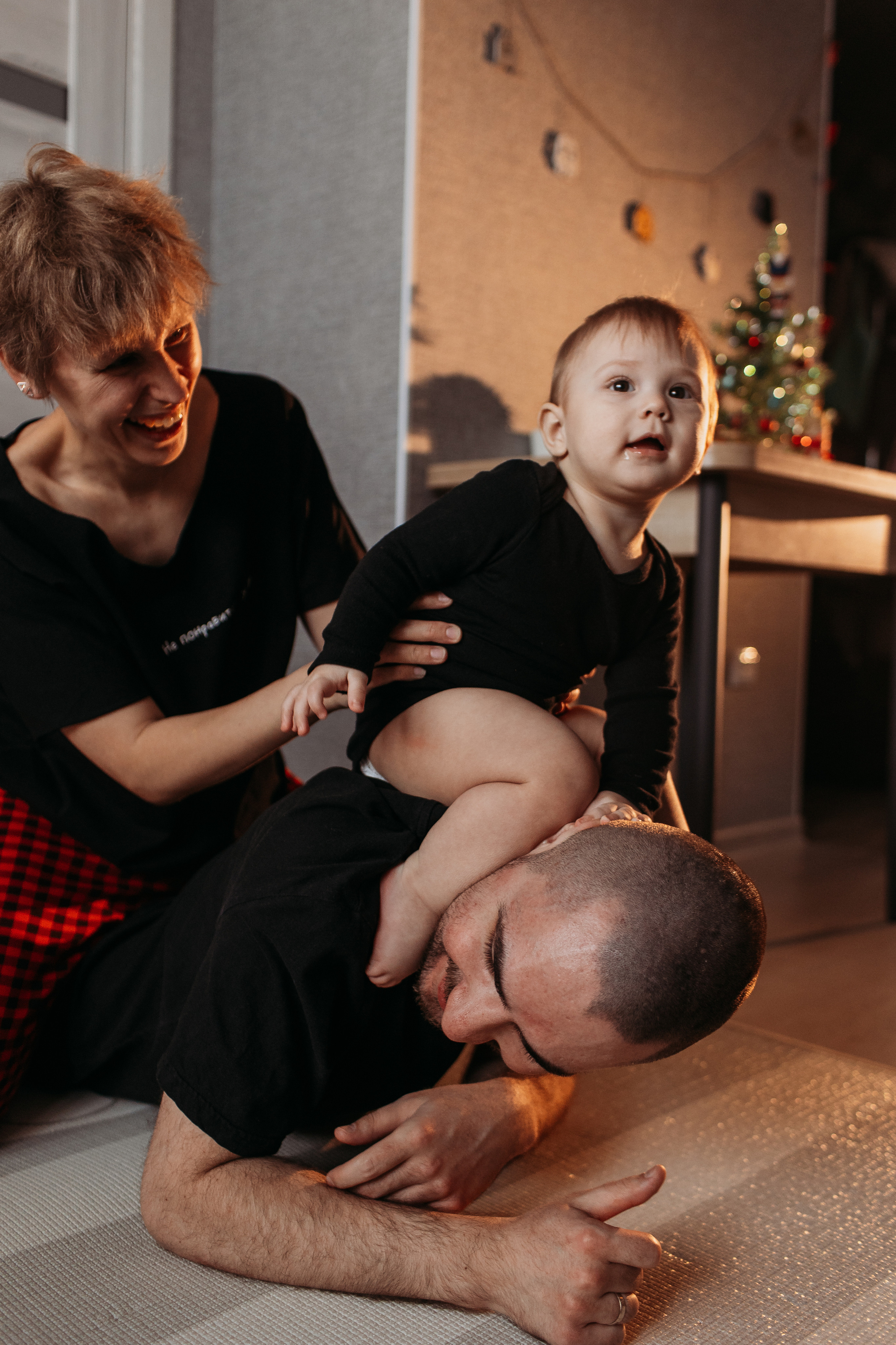 Новый год. Семейный фотограф Тюмень, фотограф на роды Салмина Мария