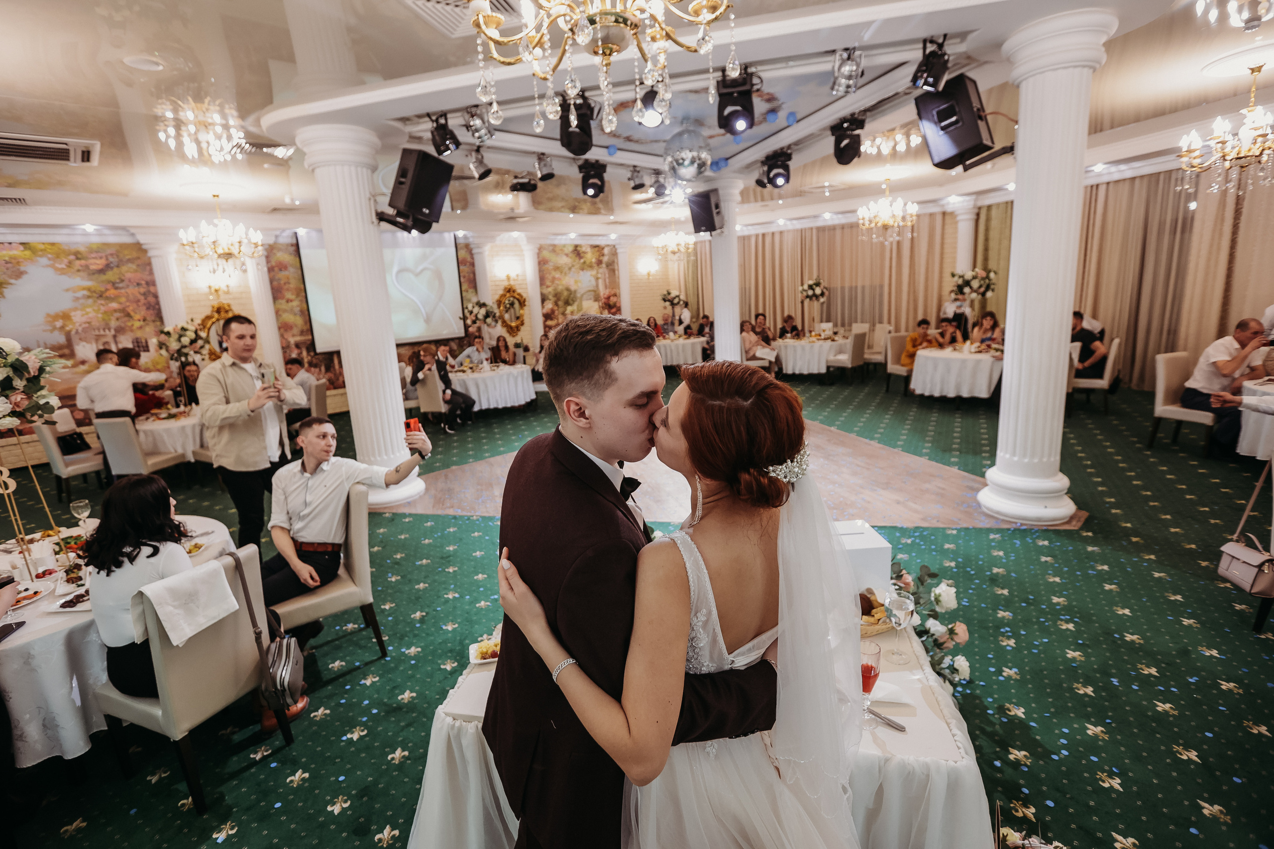 Банкет. Семейный фотограф Тюмень, фотограф на роды Салмина Мария