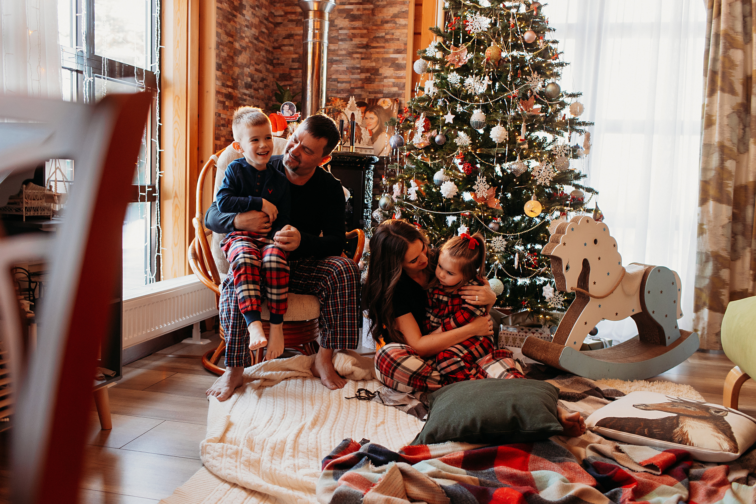 Тёплый новый год. Семейный фотограф Тюмень, фотограф на роды Салмина Мария
