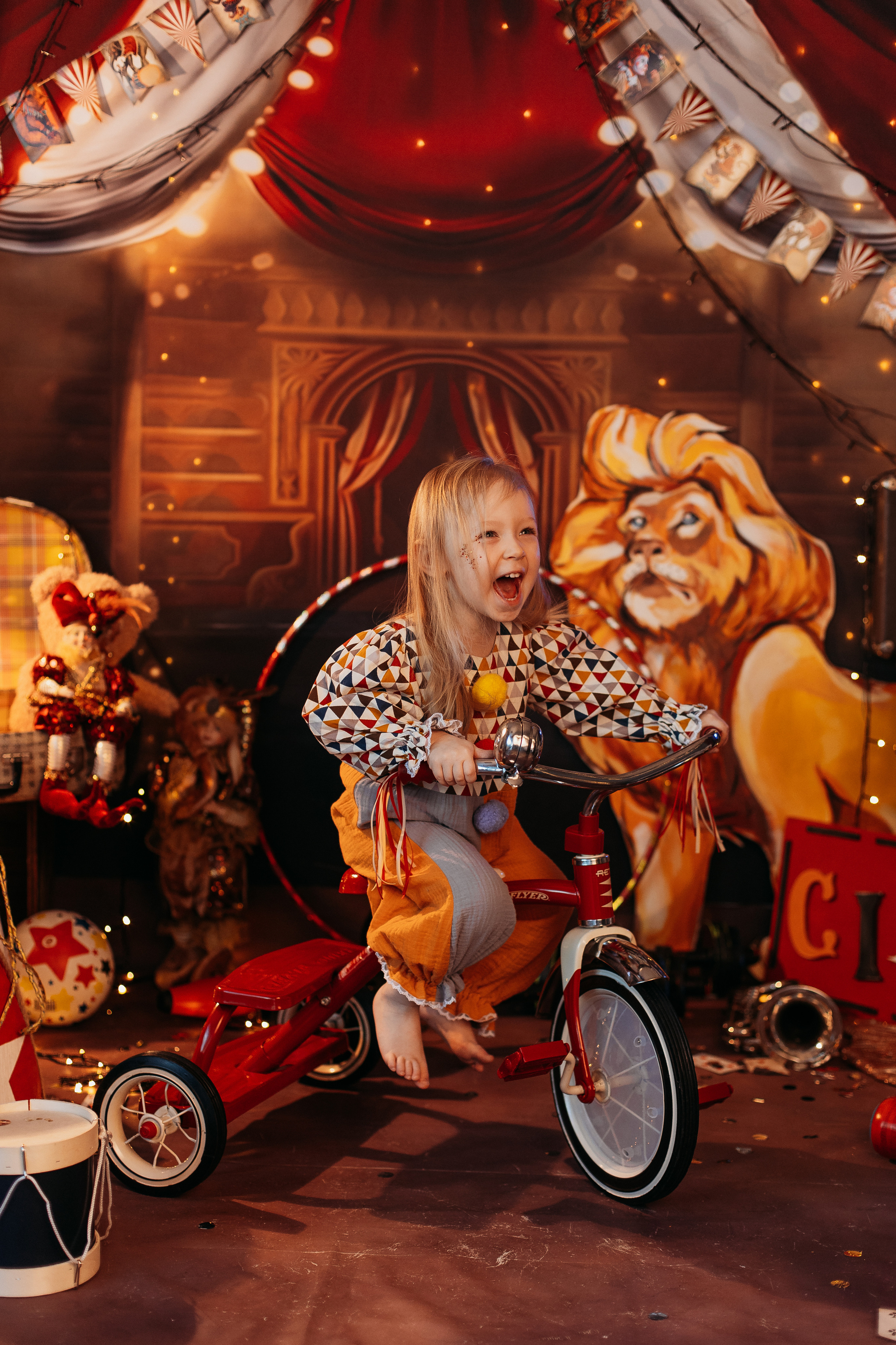 Цирк. Семейный фотограф Тюмень, фотограф на роды Салмина Мария