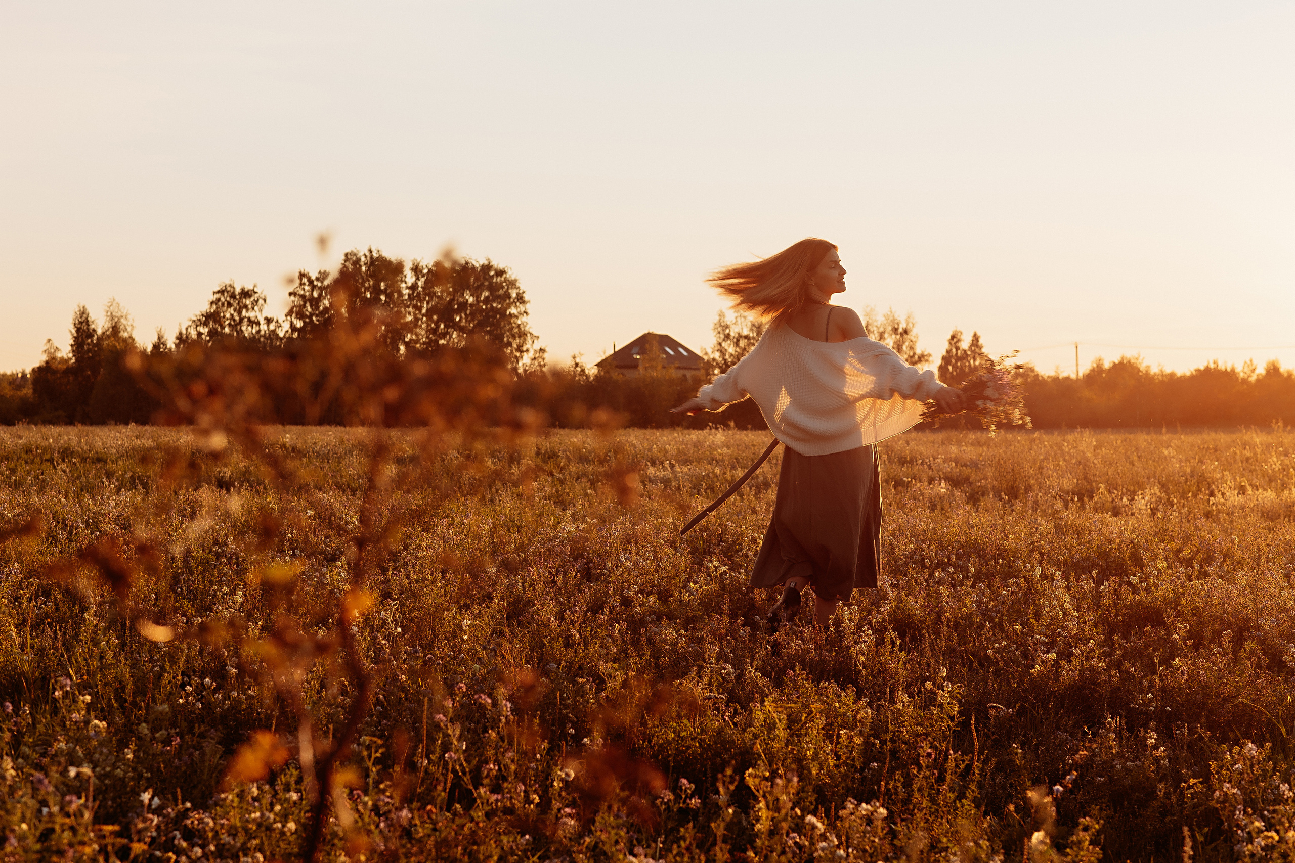 Поле. Семейный фотограф Тюмень, фотограф на роды Салмина Мария