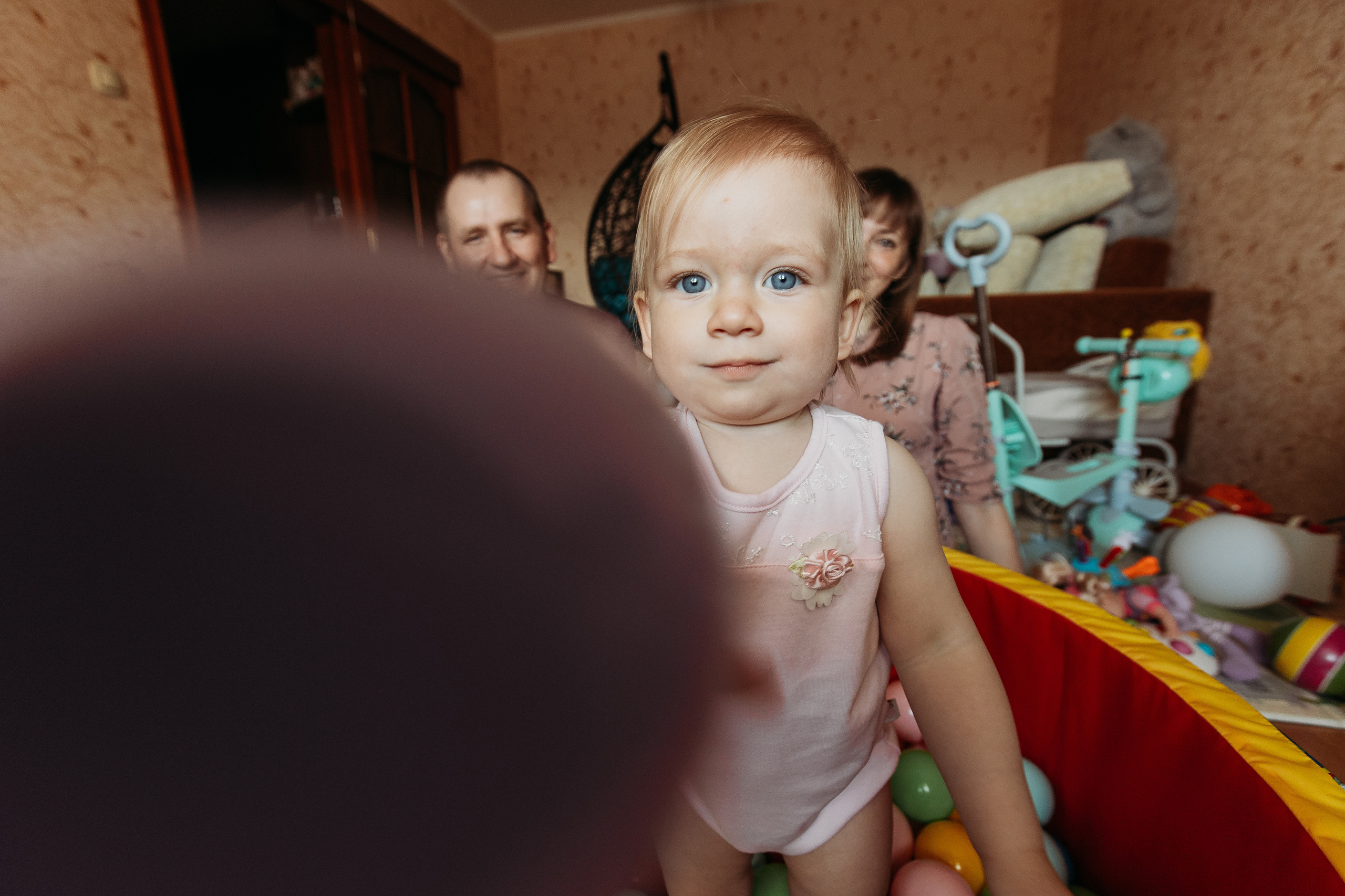 Дома. Семейный фотограф Тюмень, фотограф на роды Салмина Мария