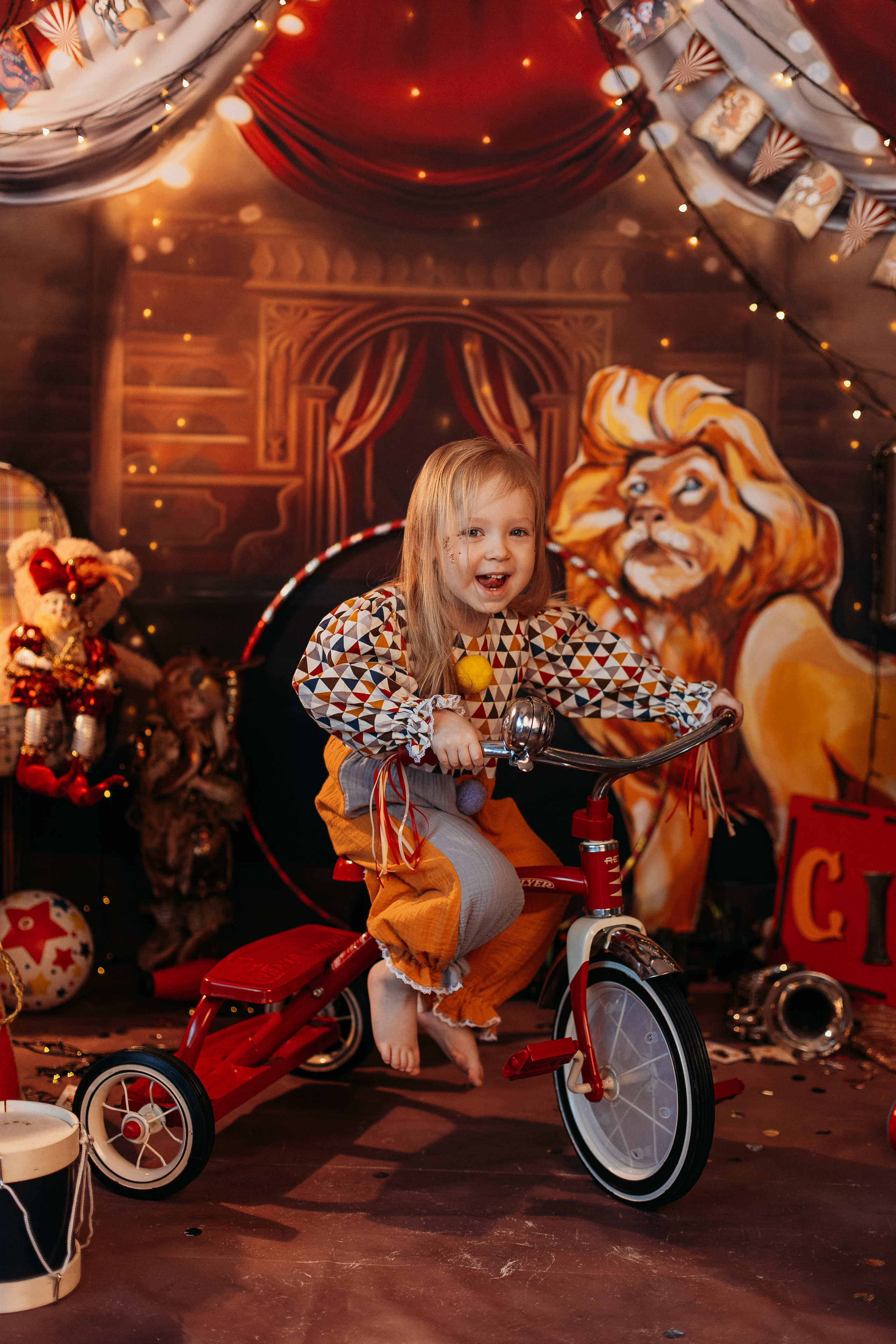 Цирк. Семейный фотограф Тюмень, фотограф на роды Салмина Мария