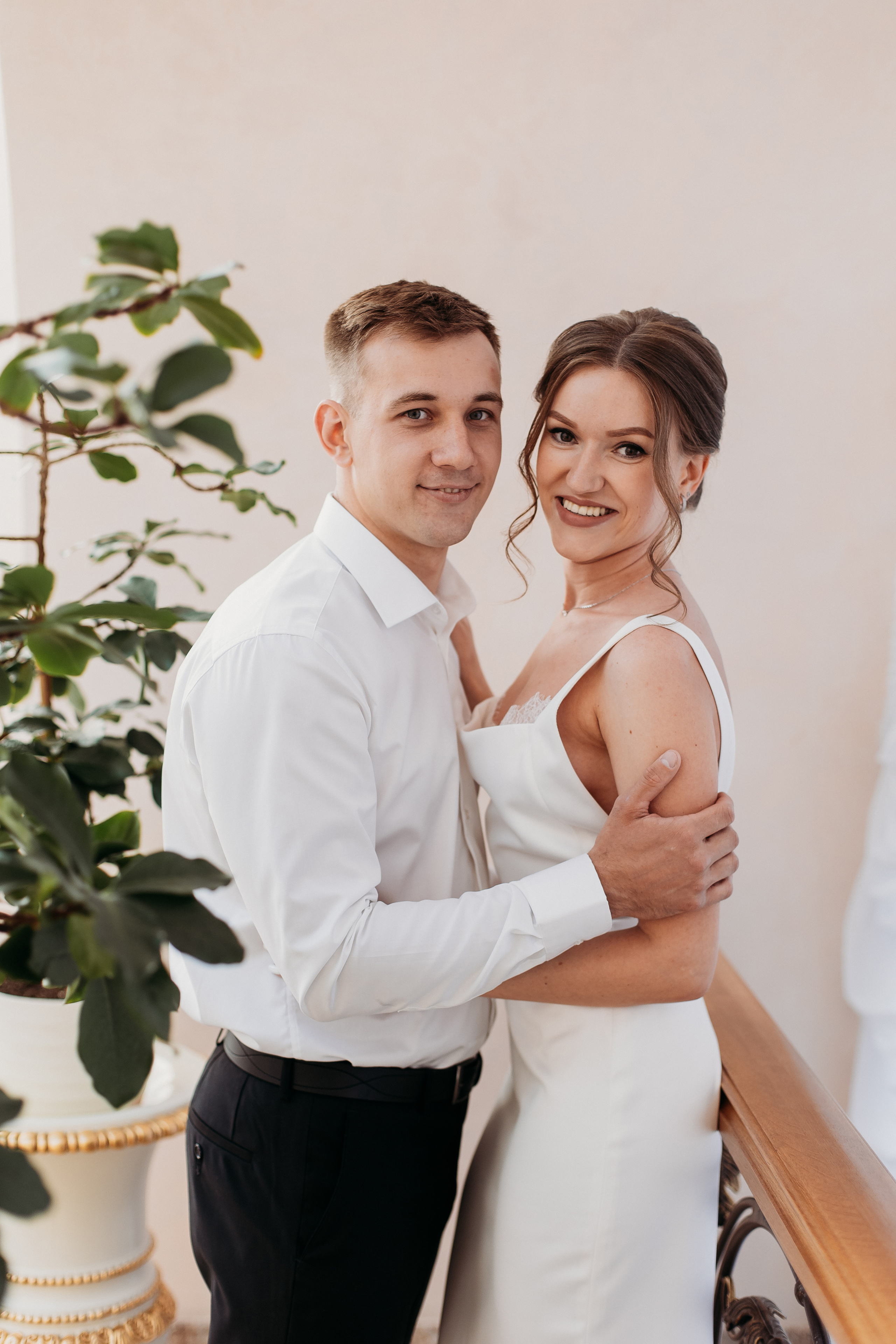 ЗАГС Малыгина. Семейный фотограф Тюмень, фотограф на роды Салмина Мария