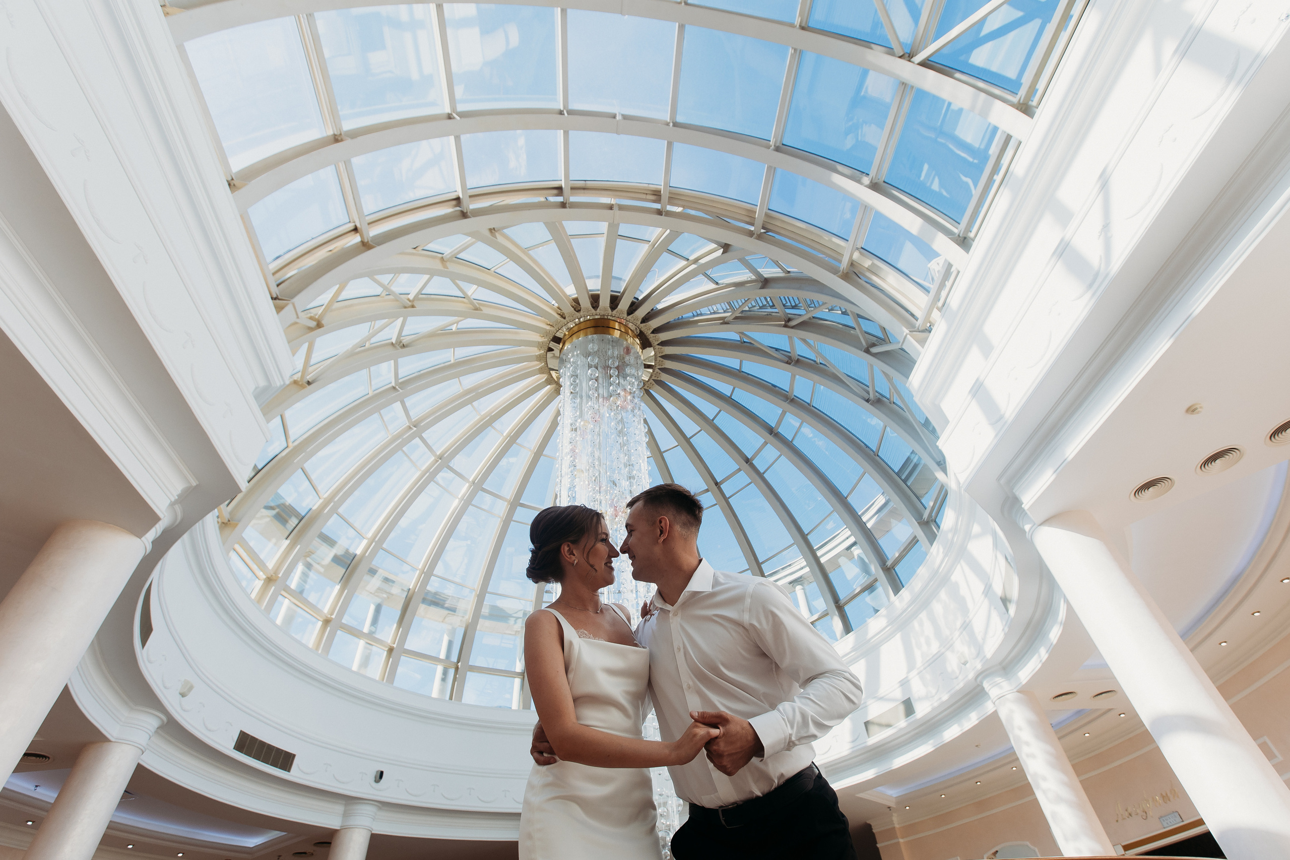 ЗАГС Малыгина. Семейный фотограф Тюмень, фотограф на роды Салмина Мария