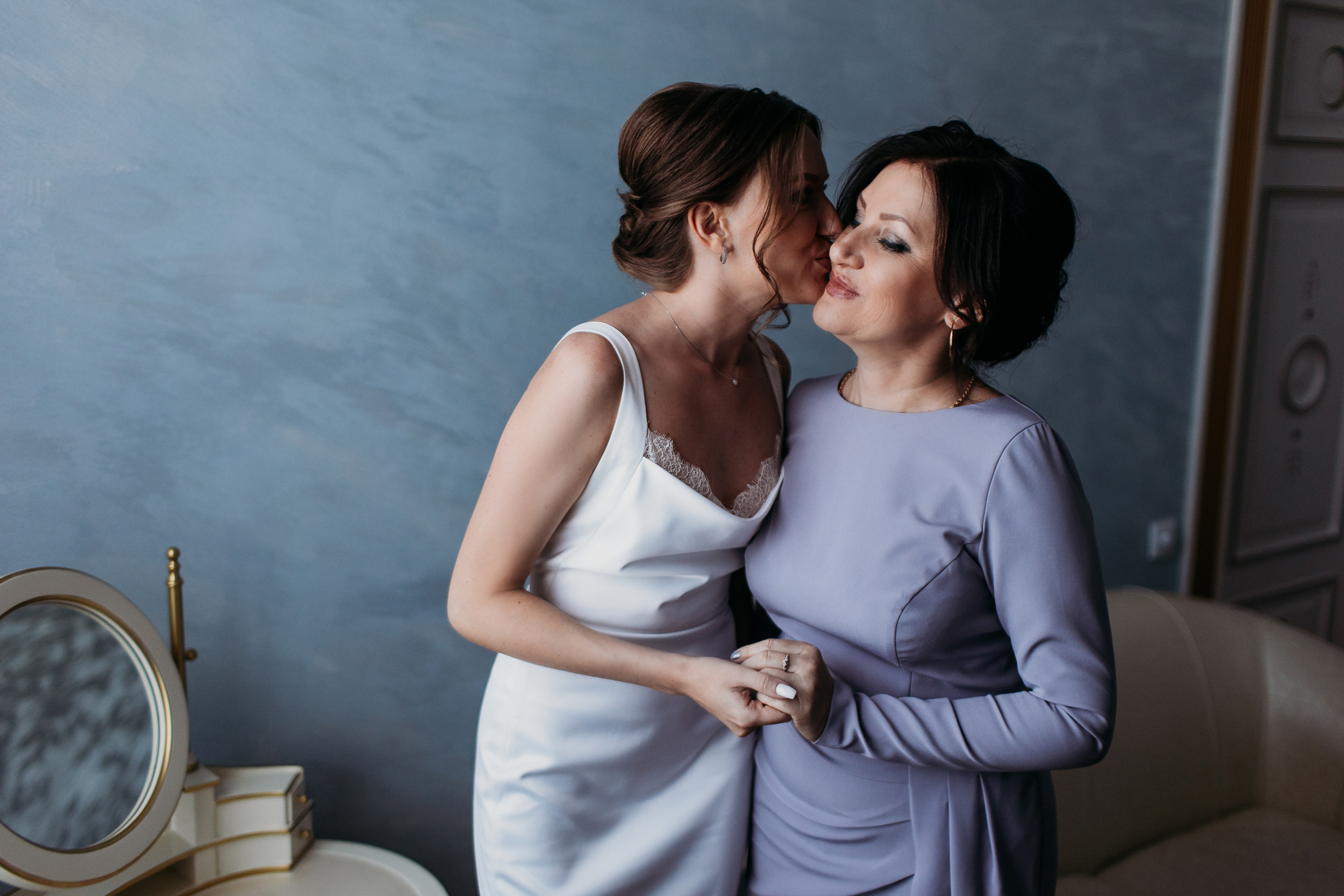 ЗАГС Малыгина. Семейный фотограф Тюмень, фотограф на роды Салмина Мария