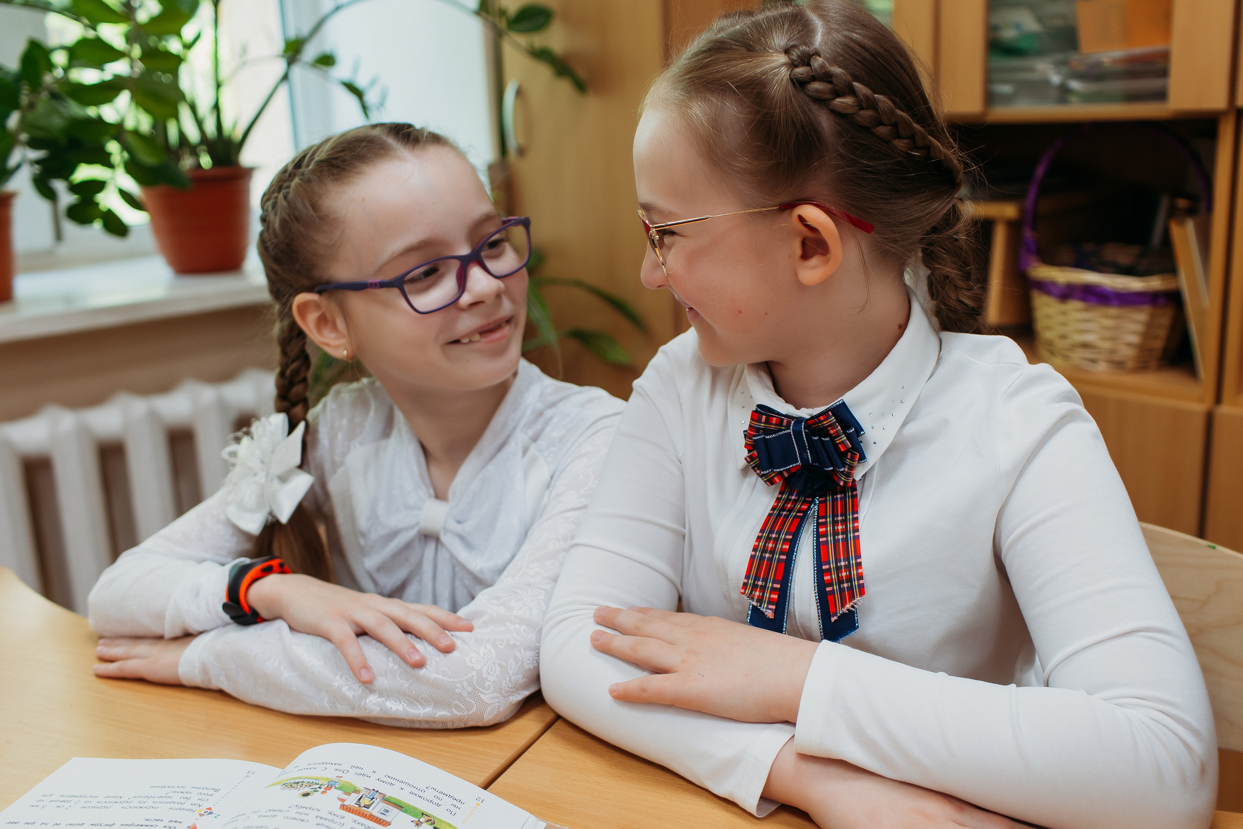 Школа 2 класс. Семейный фотограф Тюмень, фотограф на роды Салмина Мария