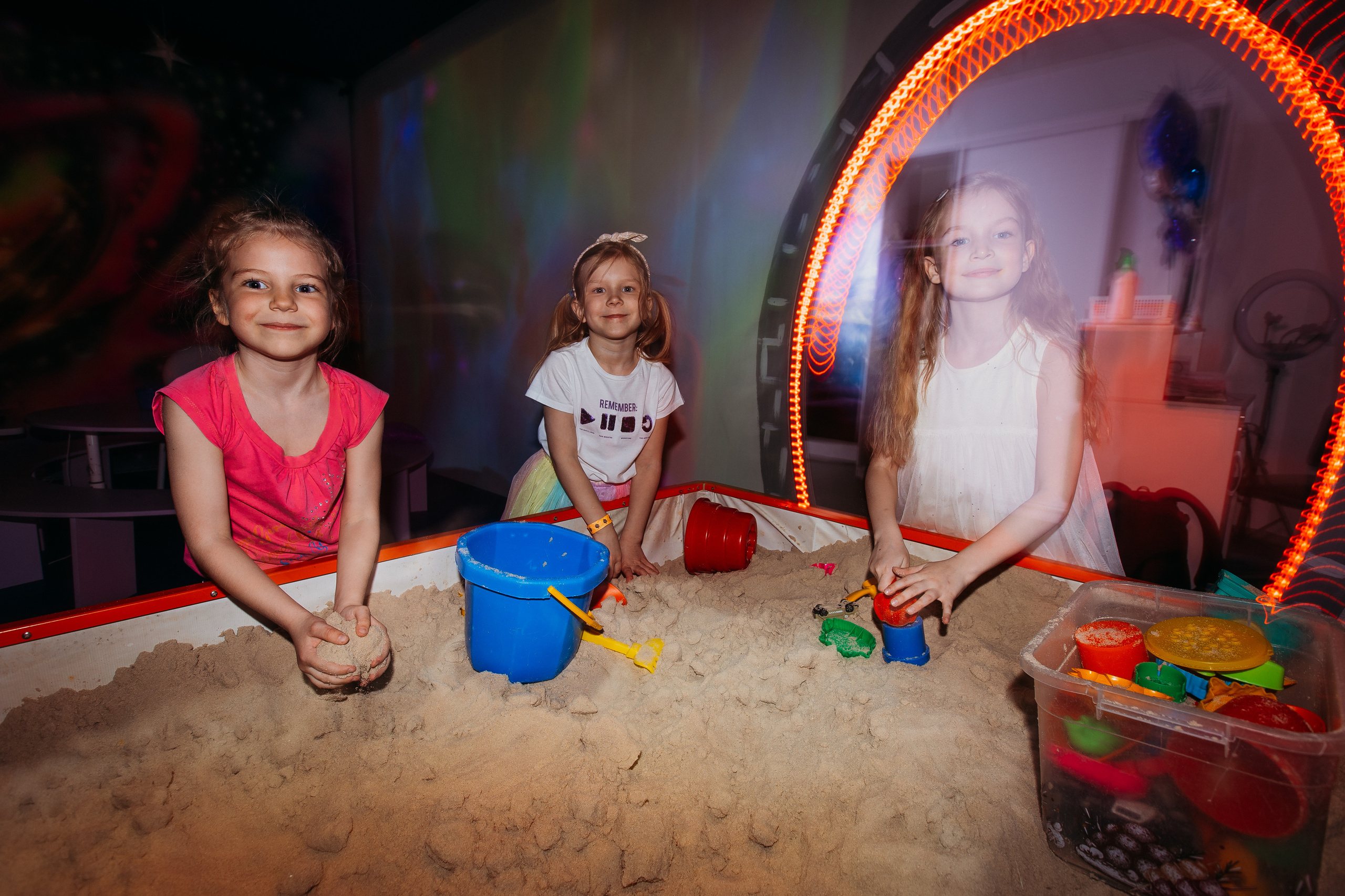 5 лет, день рождения в НЕО. Семейный фотограф Тюмень, фотограф на роды Салмина Мария