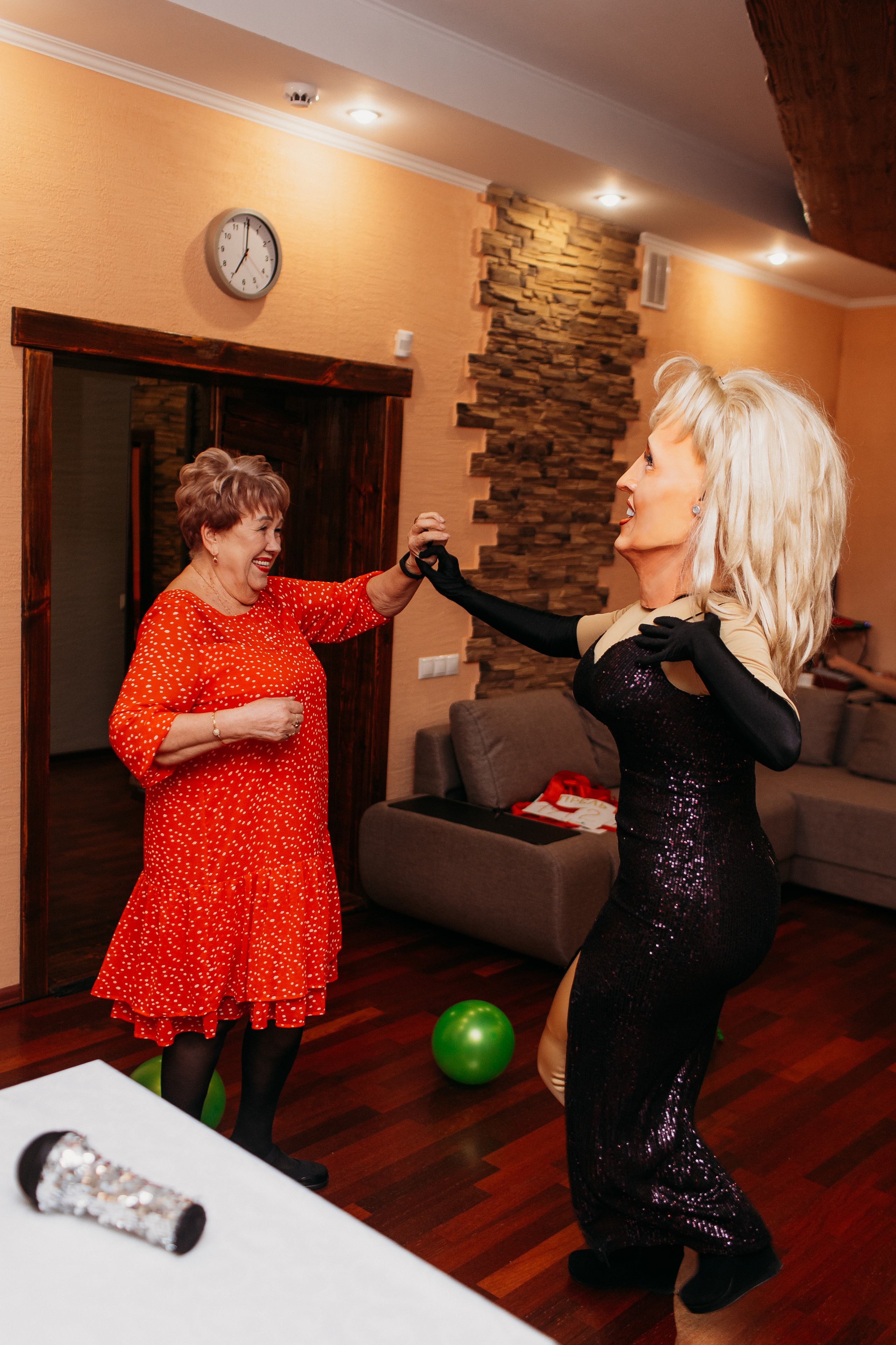 Банкет. Семейный фотограф Тюмень, фотограф на роды Салмина Мария