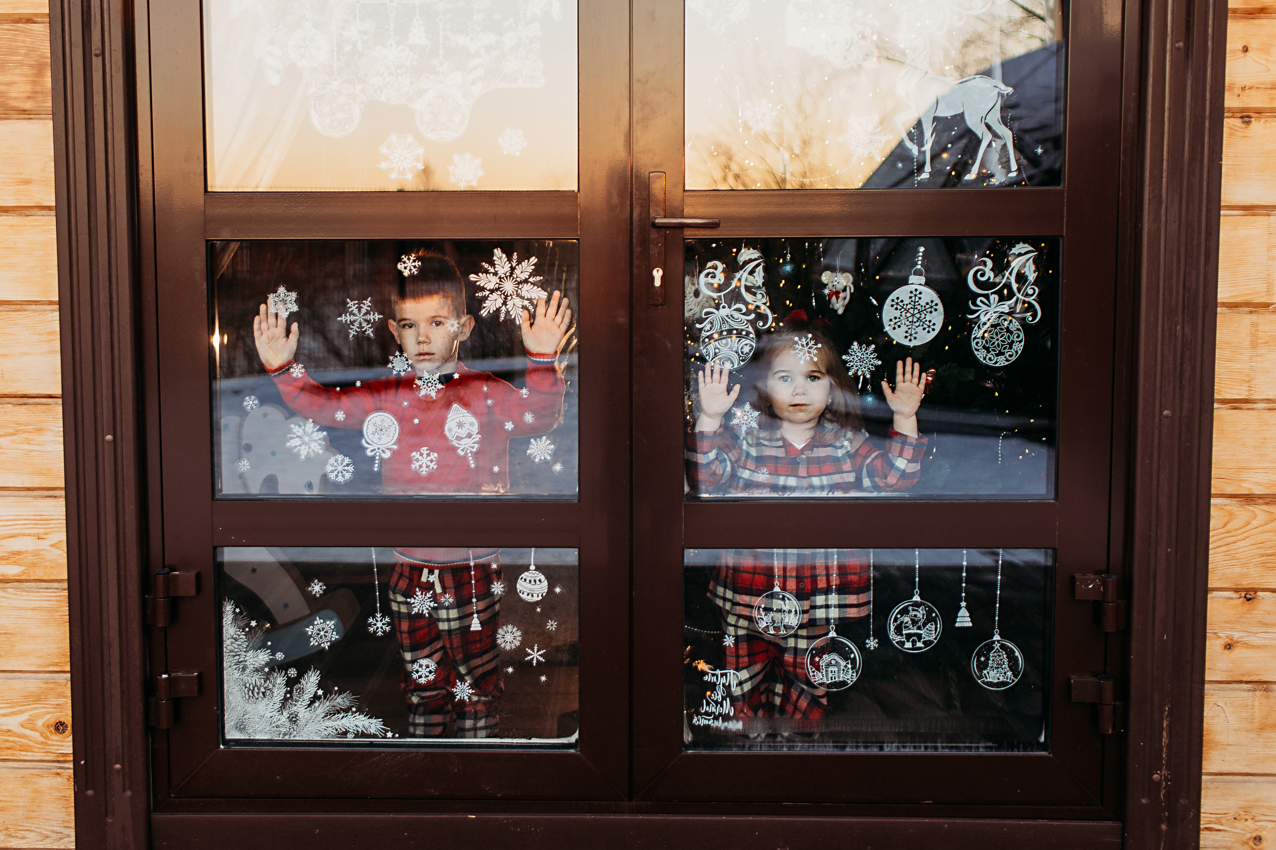 Тёплый новый год. Семейный фотограф Тюмень, фотограф на роды Салмина Мария