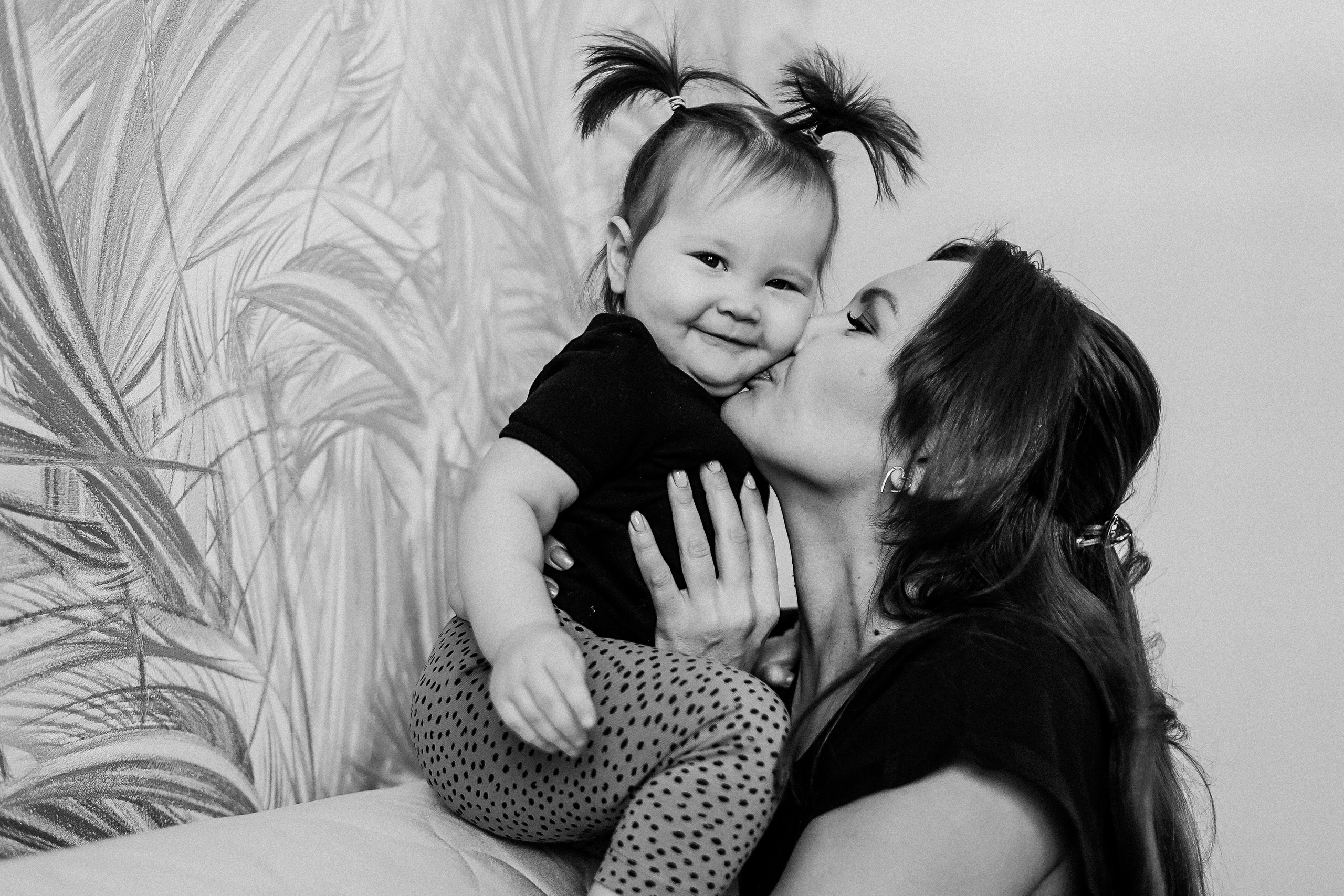 1 годик. Семейный фотограф Тюмень, фотограф на роды Салмина Мария