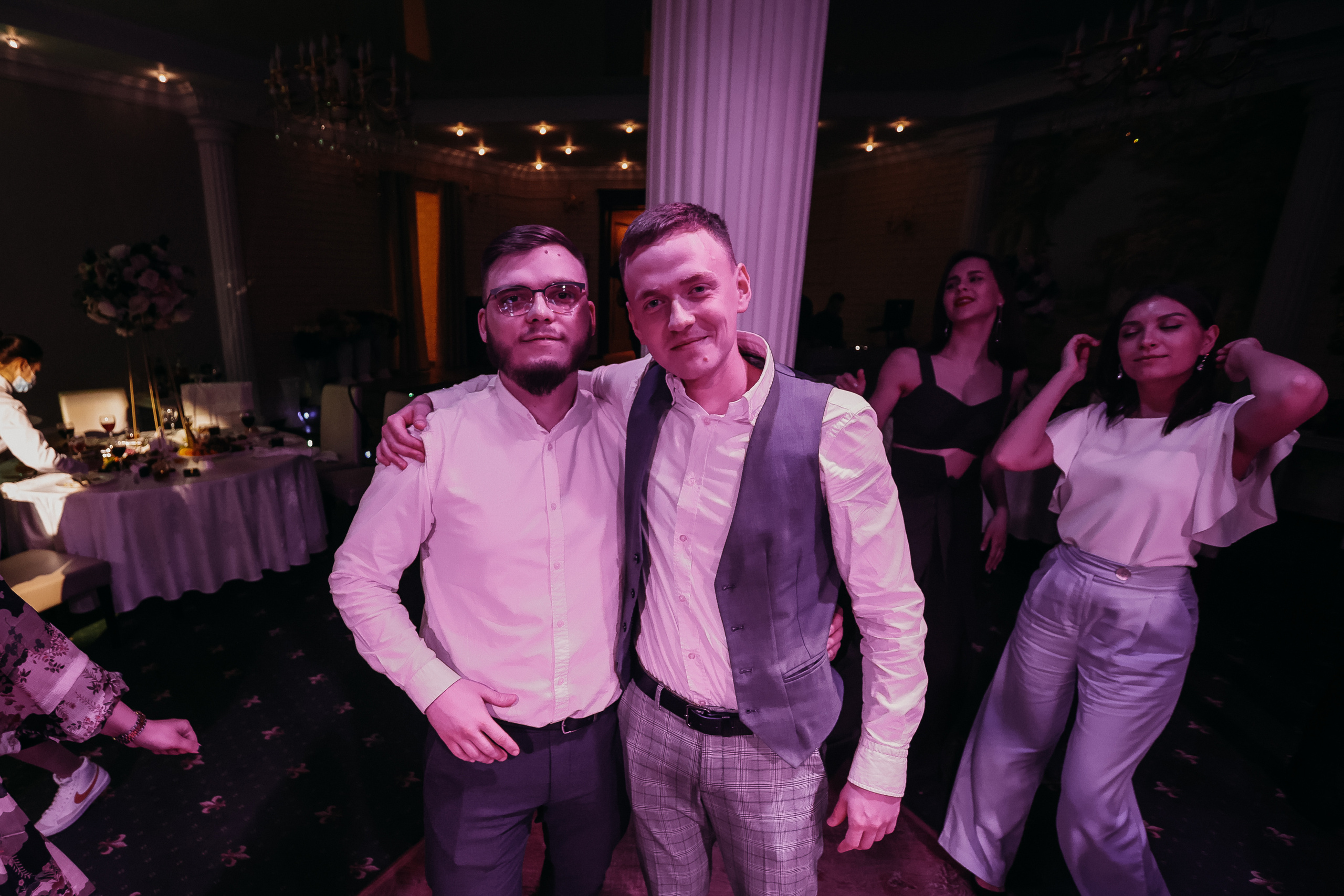 Банкет. Семейный фотограф Тюмень, фотограф на роды Салмина Мария