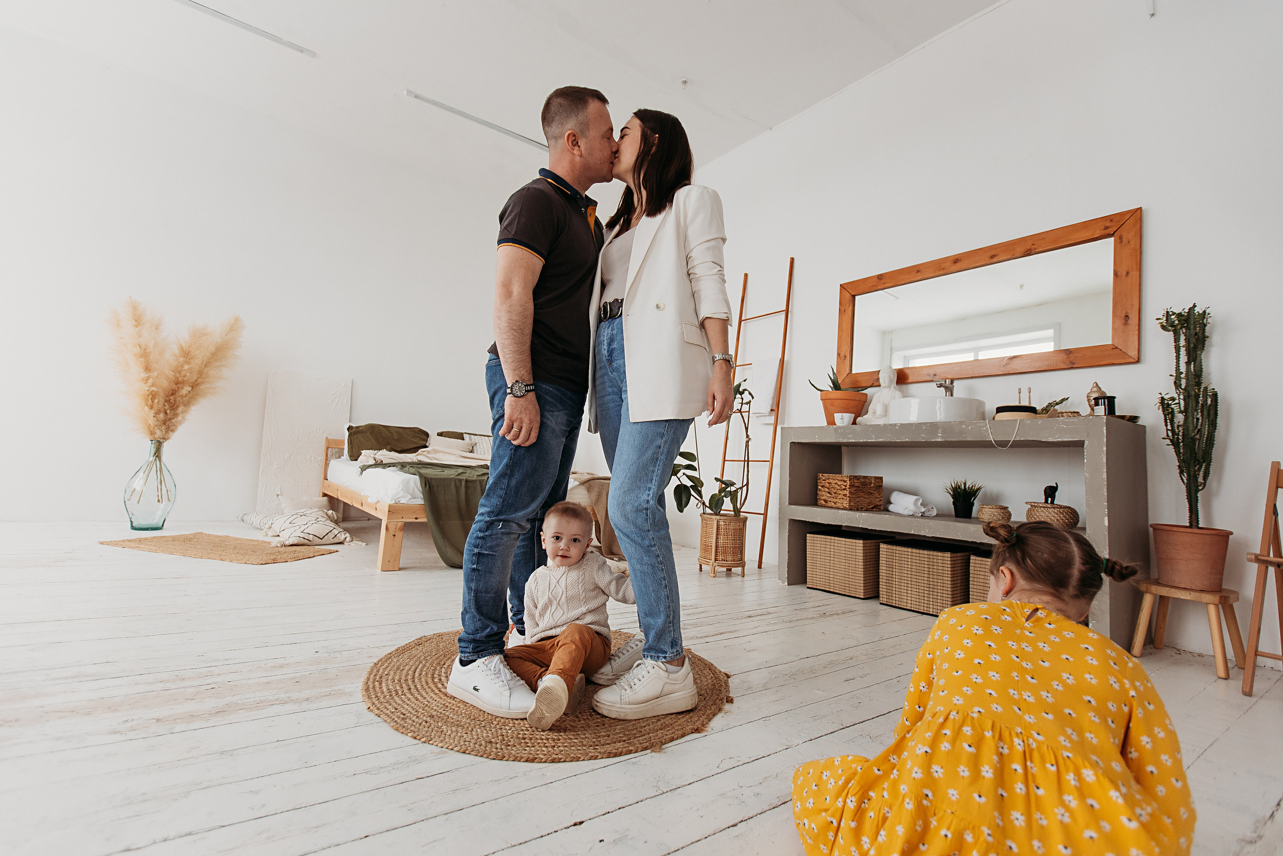 SVET. Семейный фотограф Тюмень, фотограф на роды Салмина Мария