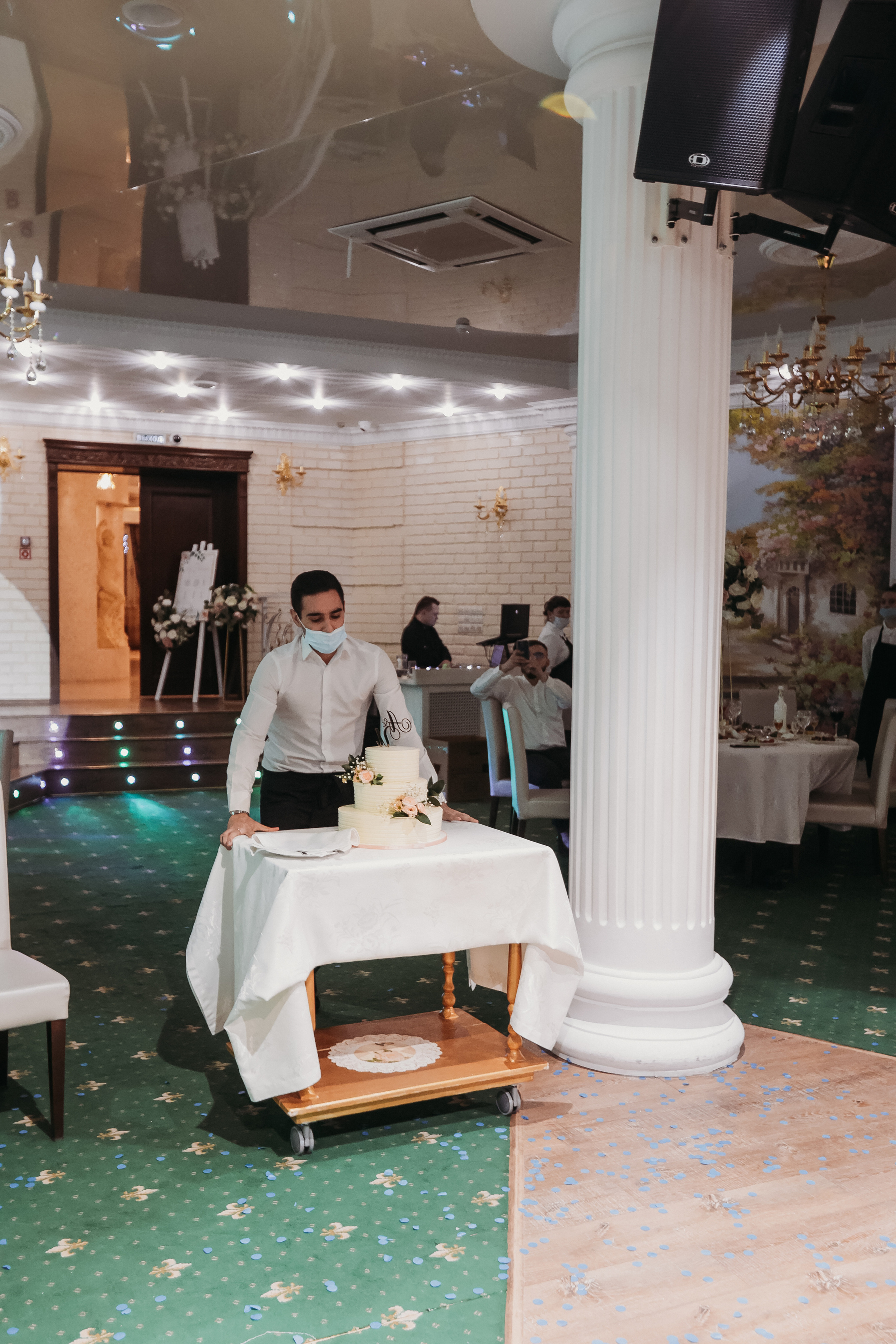 Банкет. Семейный фотограф Тюмень, фотограф на роды Салмина Мария