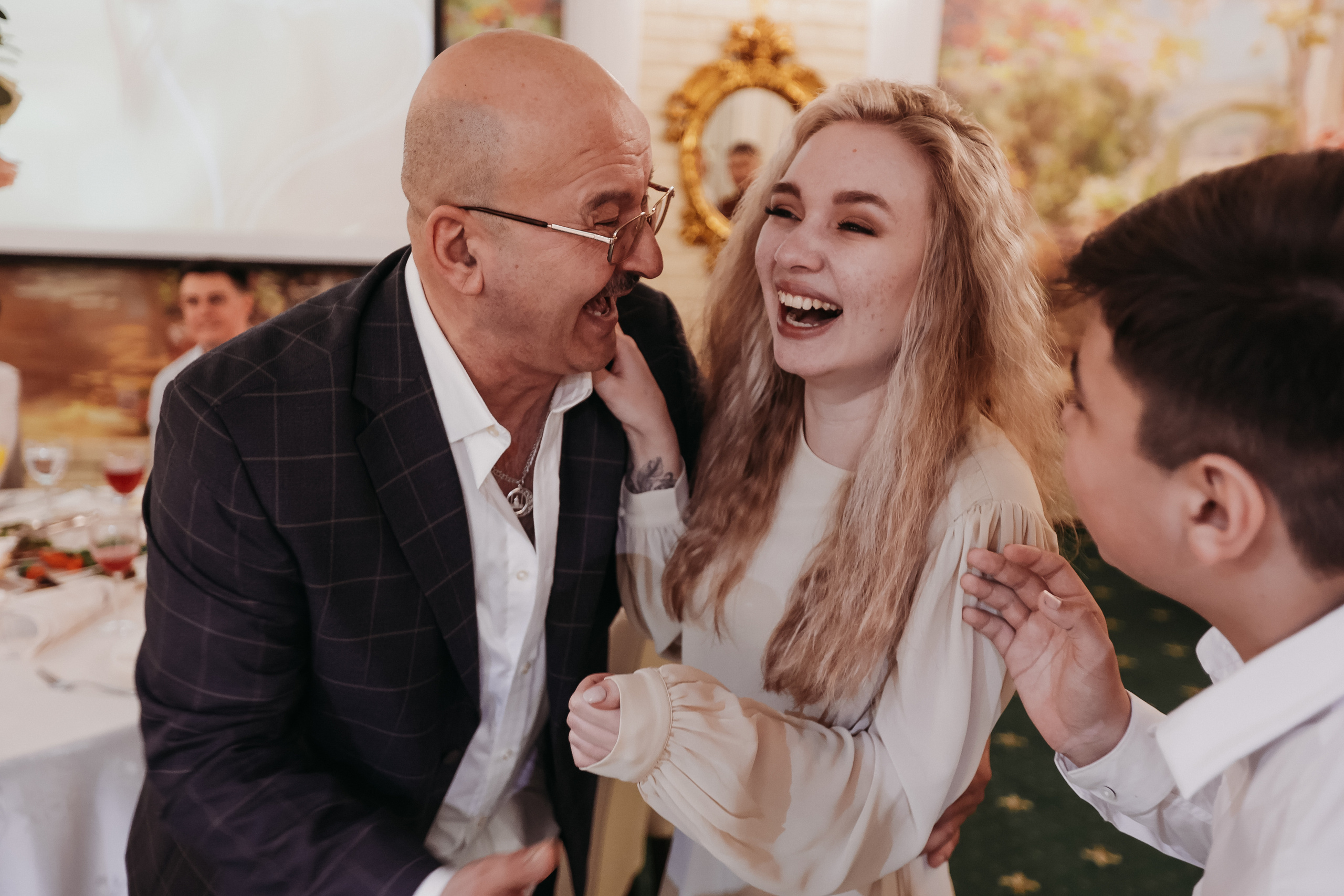 Банкет. Семейный фотограф Тюмень, фотограф на роды Салмина Мария