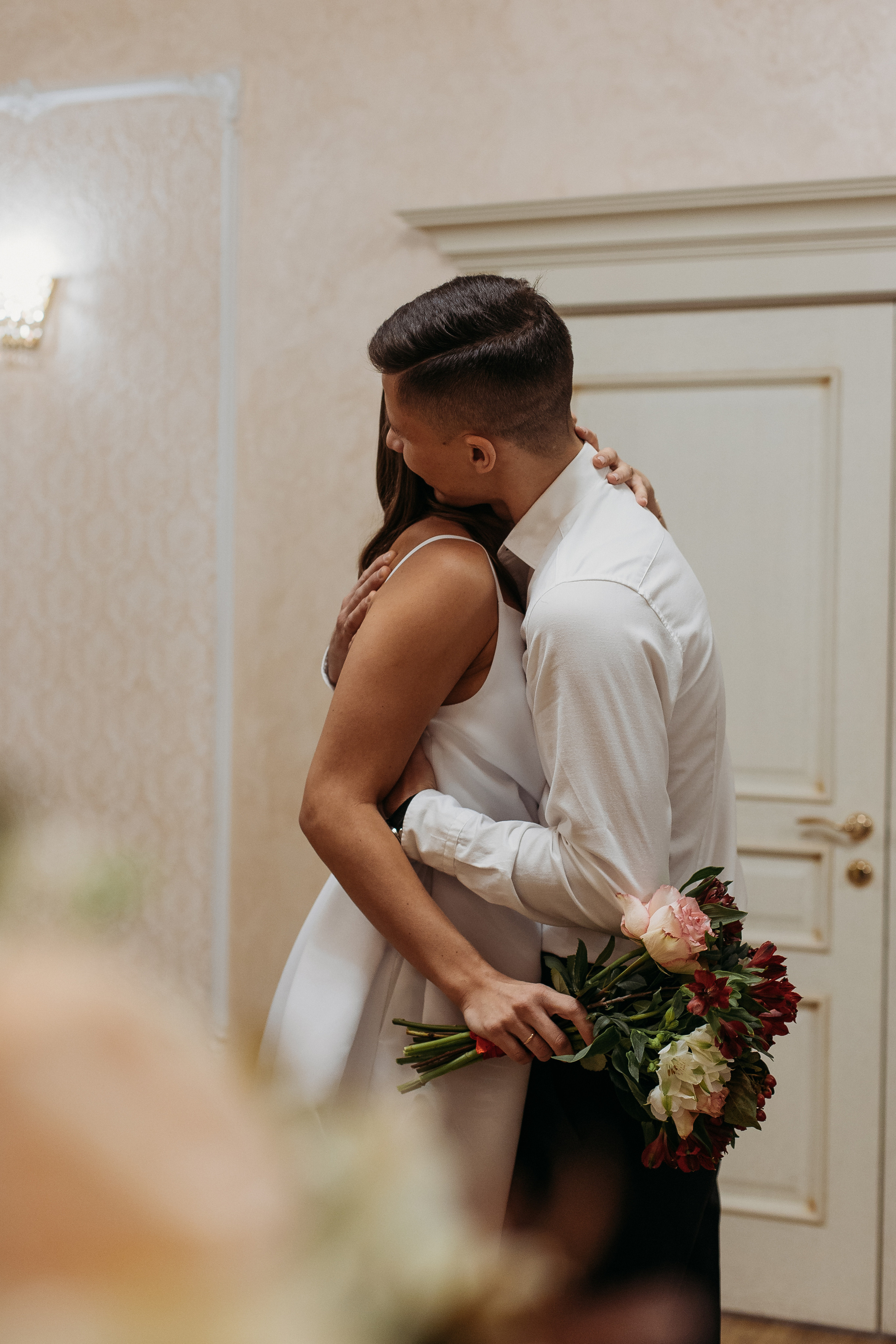 ЗАГС на Кирова. Семейный фотограф Тюмень, фотограф на роды Салмина Мария