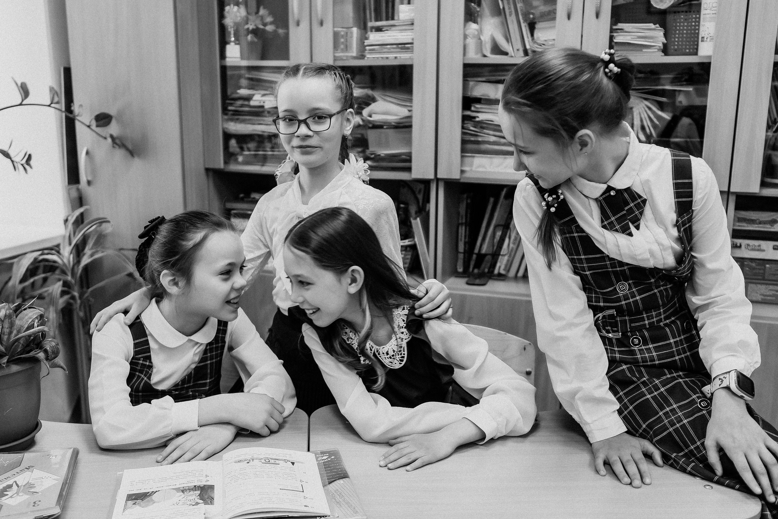 Школа 2 класс. Семейный фотограф Тюмень, фотограф на роды Салмина Мария