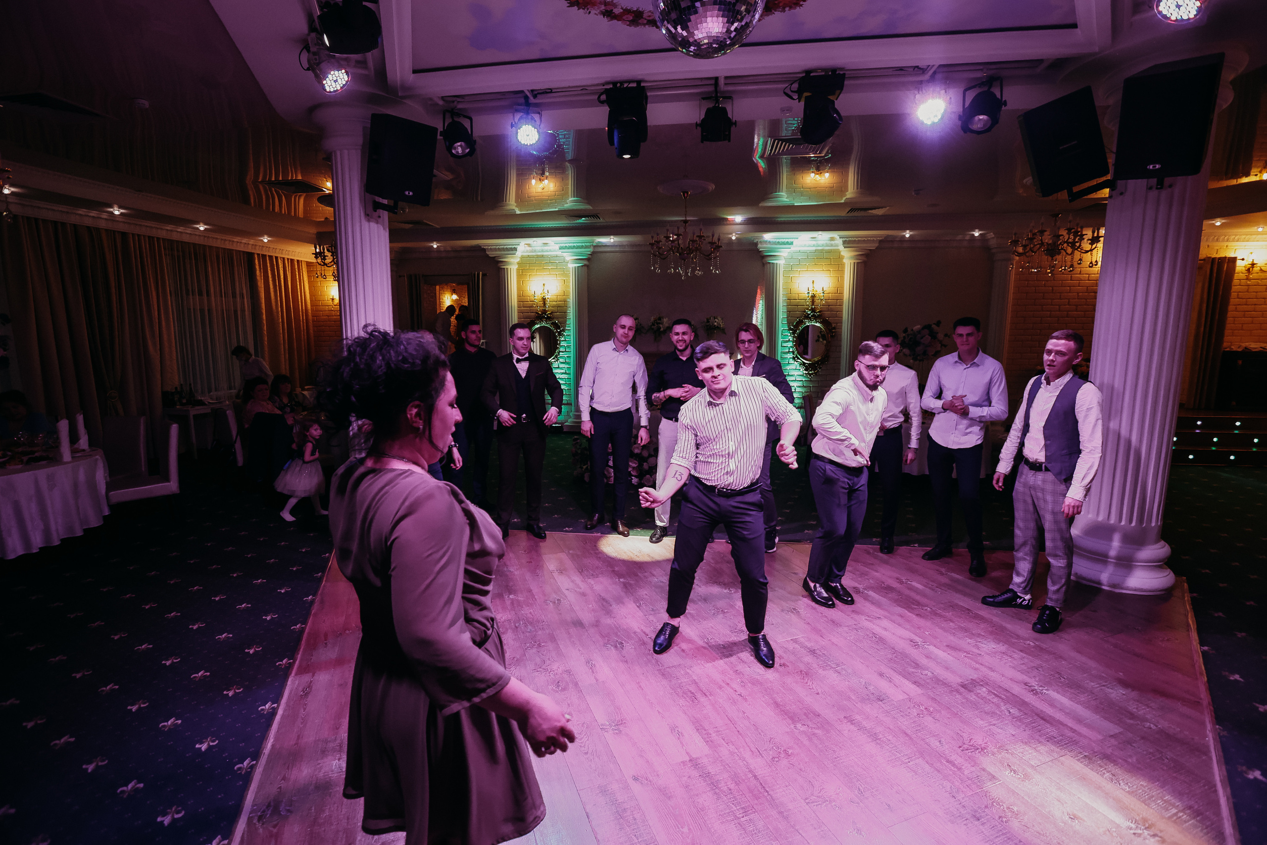 Банкет. Семейный фотограф Тюмень, фотограф на роды Салмина Мария