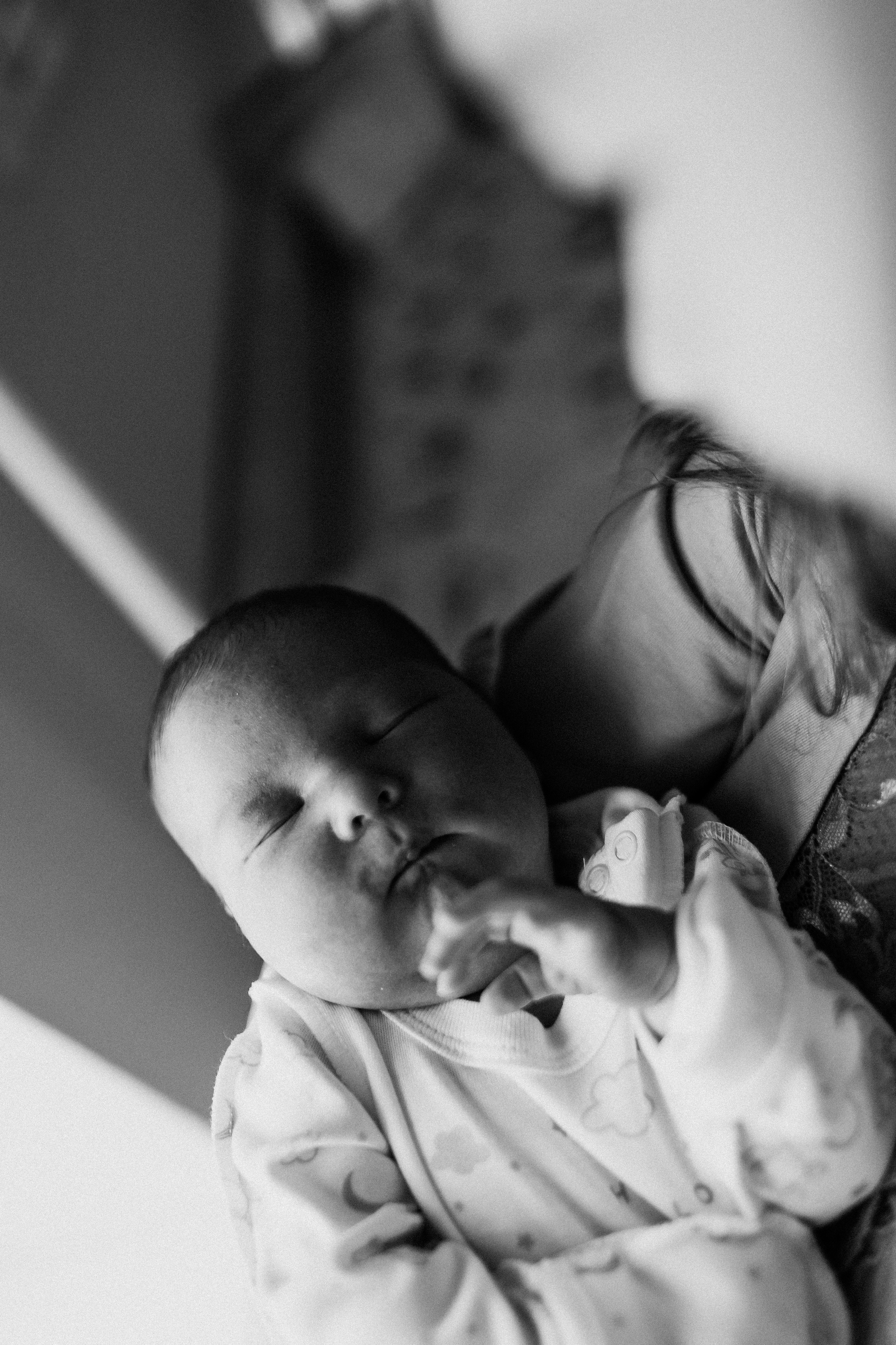 Выписка с палатой. Семейный фотограф Тюмень, фотограф на роды Салмина Мария