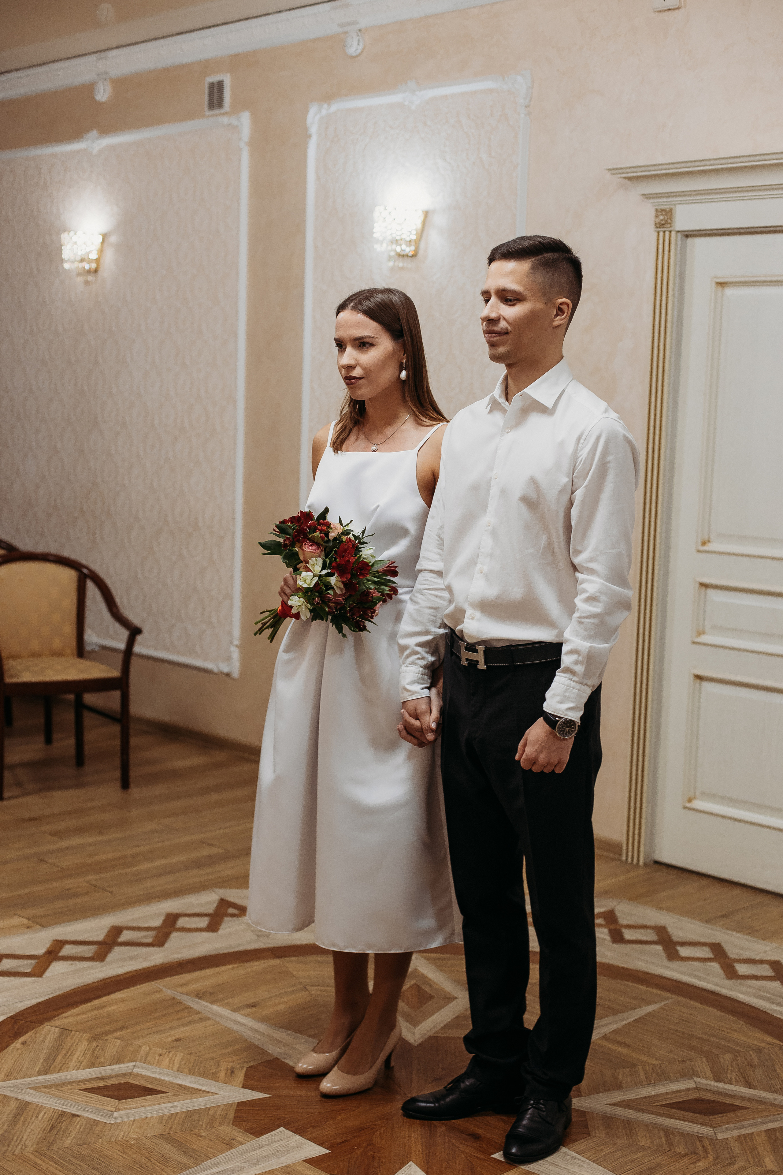 ЗАГС на Кирова. Семейный фотограф Тюмень, фотограф на роды Салмина Мария