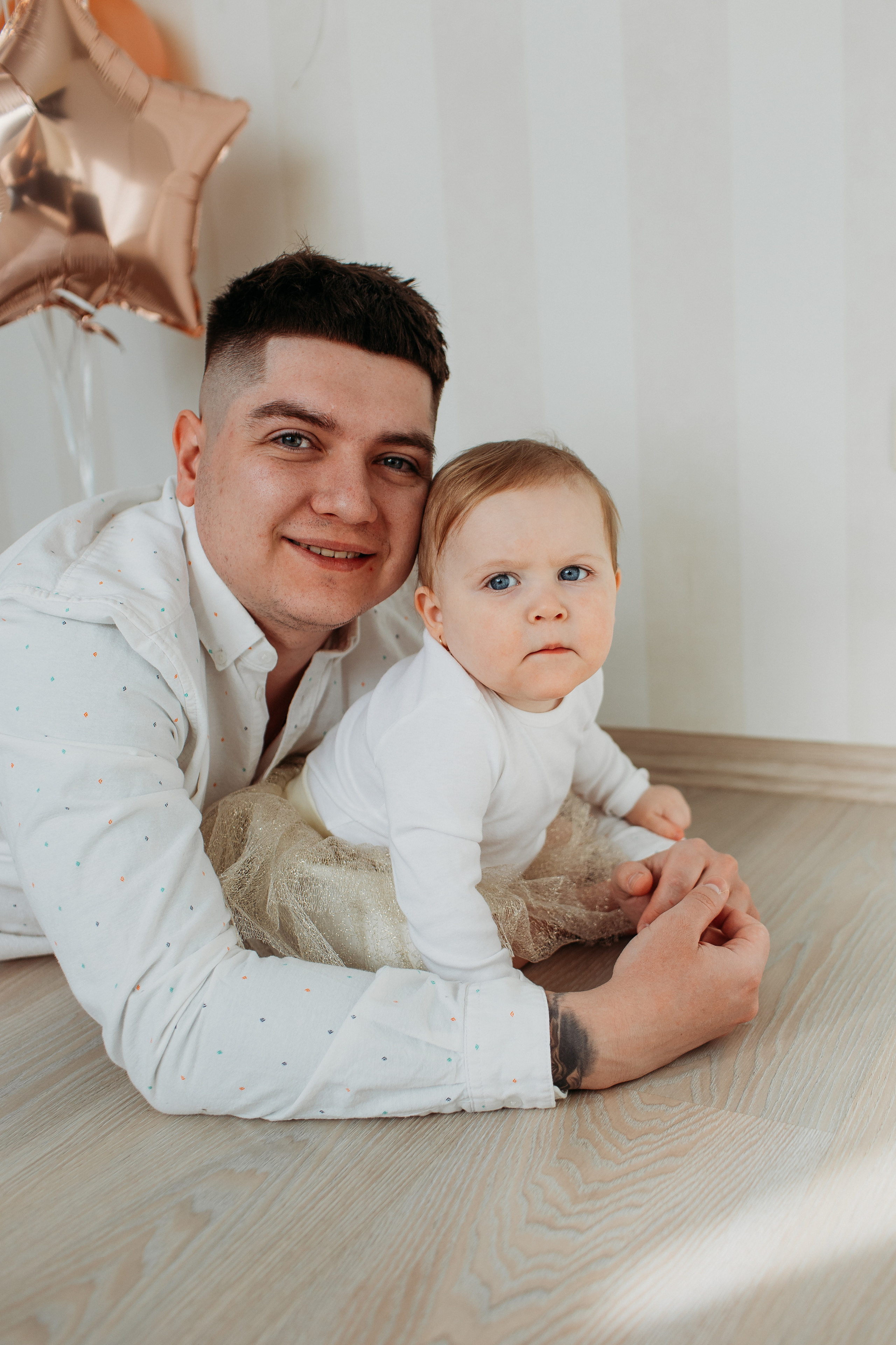 Годик. Семейный фотограф Тюмень, фотограф на роды Салмина Мария