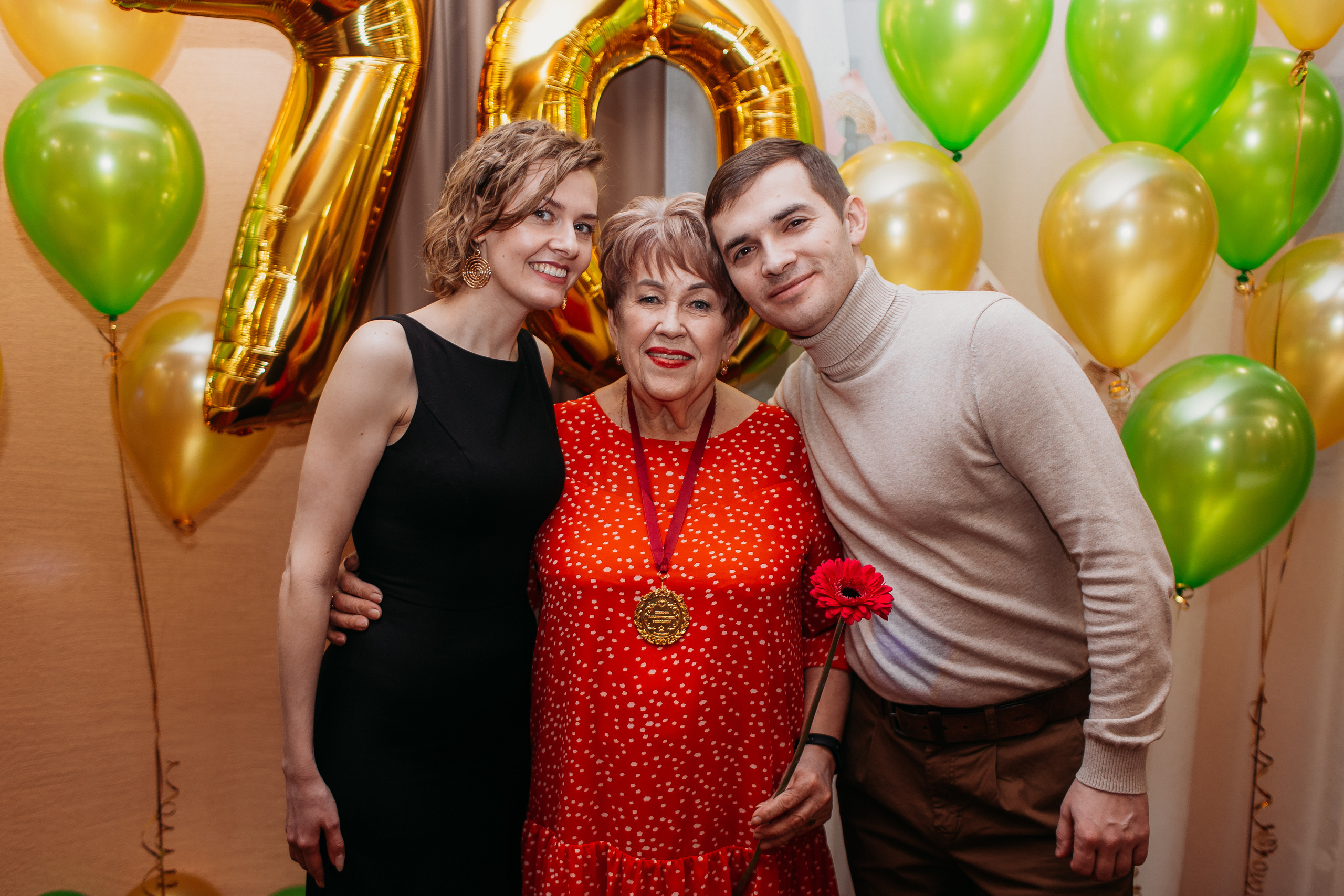 Банкет. Семейный фотограф Тюмень, фотограф на роды Салмина Мария