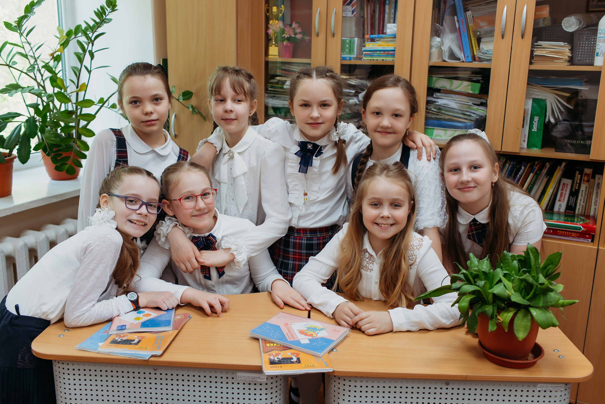 Школа 2 класс. Семейный фотограф Тюмень, фотограф на роды Салмина Мария