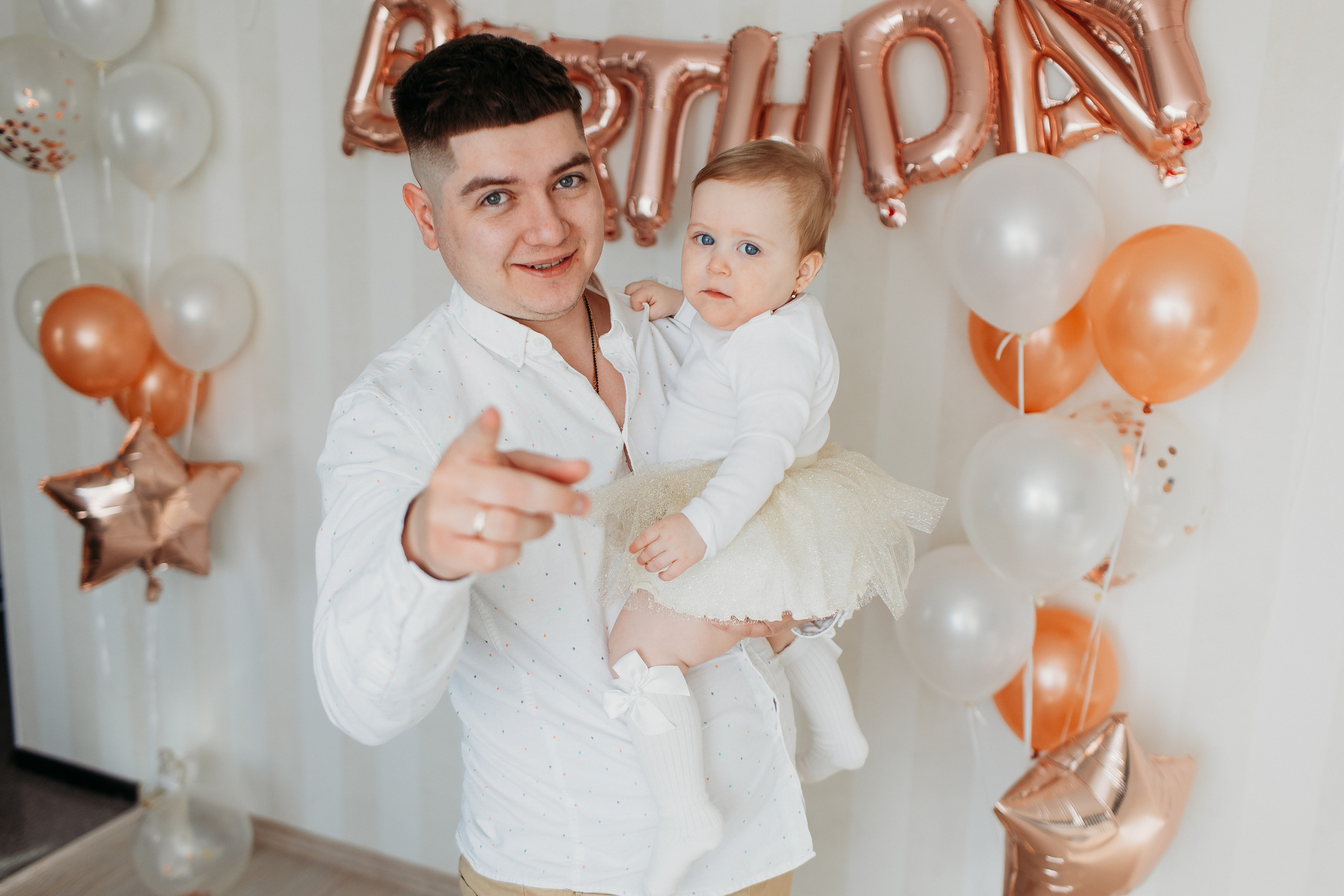 Годик. Семейный фотограф Тюмень, фотограф на роды Салмина Мария