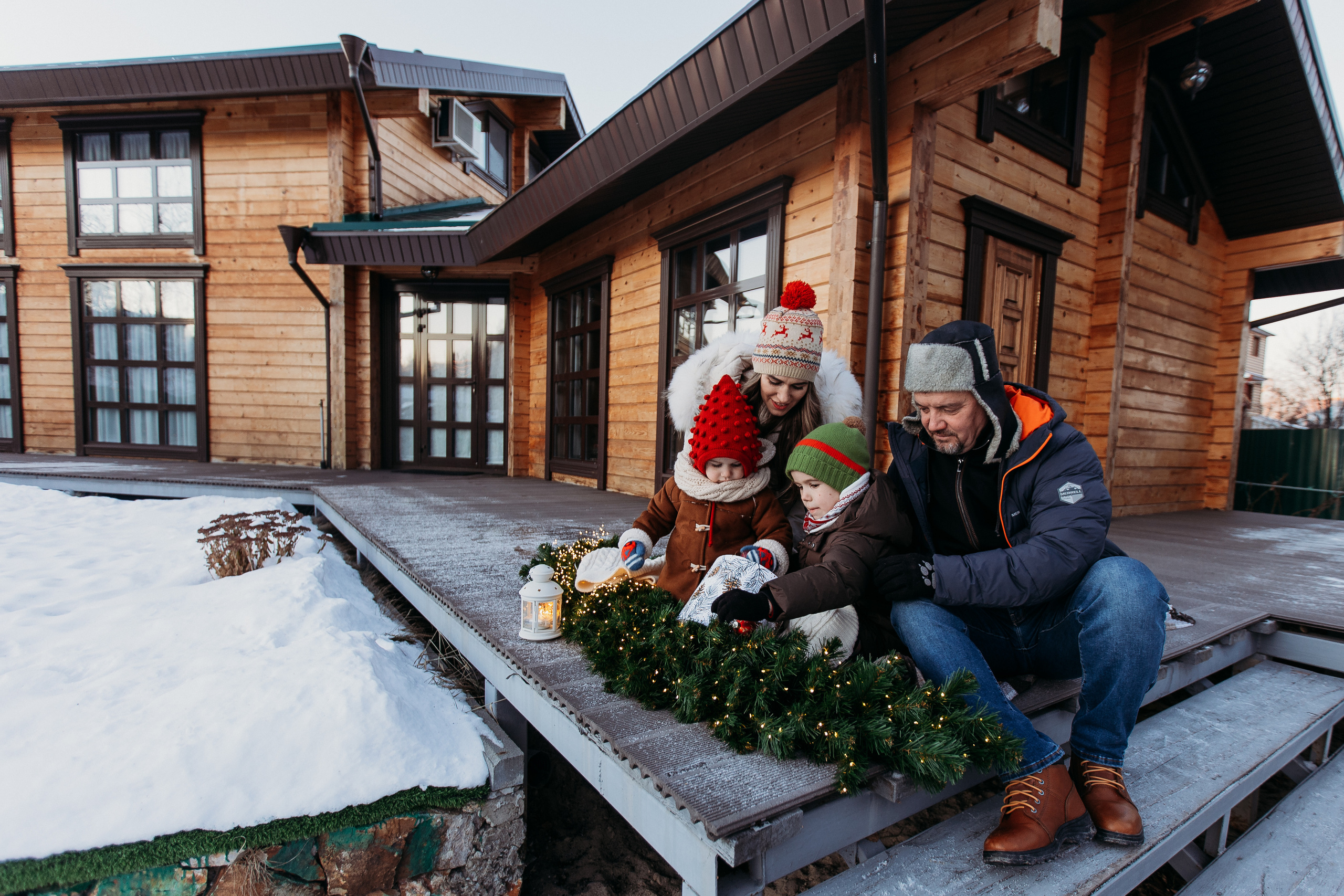Тёплый новый год. Семейный фотограф Тюмень, фотограф на роды Салмина Мария