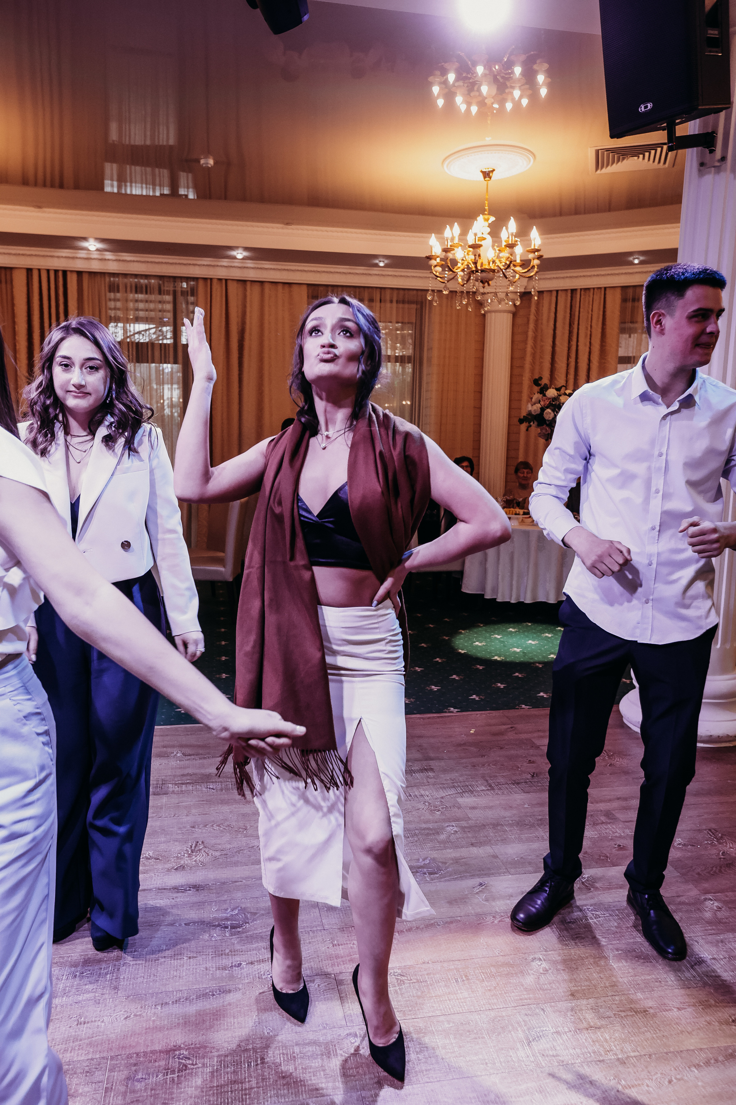 Банкет. Семейный фотограф Тюмень, фотограф на роды Салмина Мария