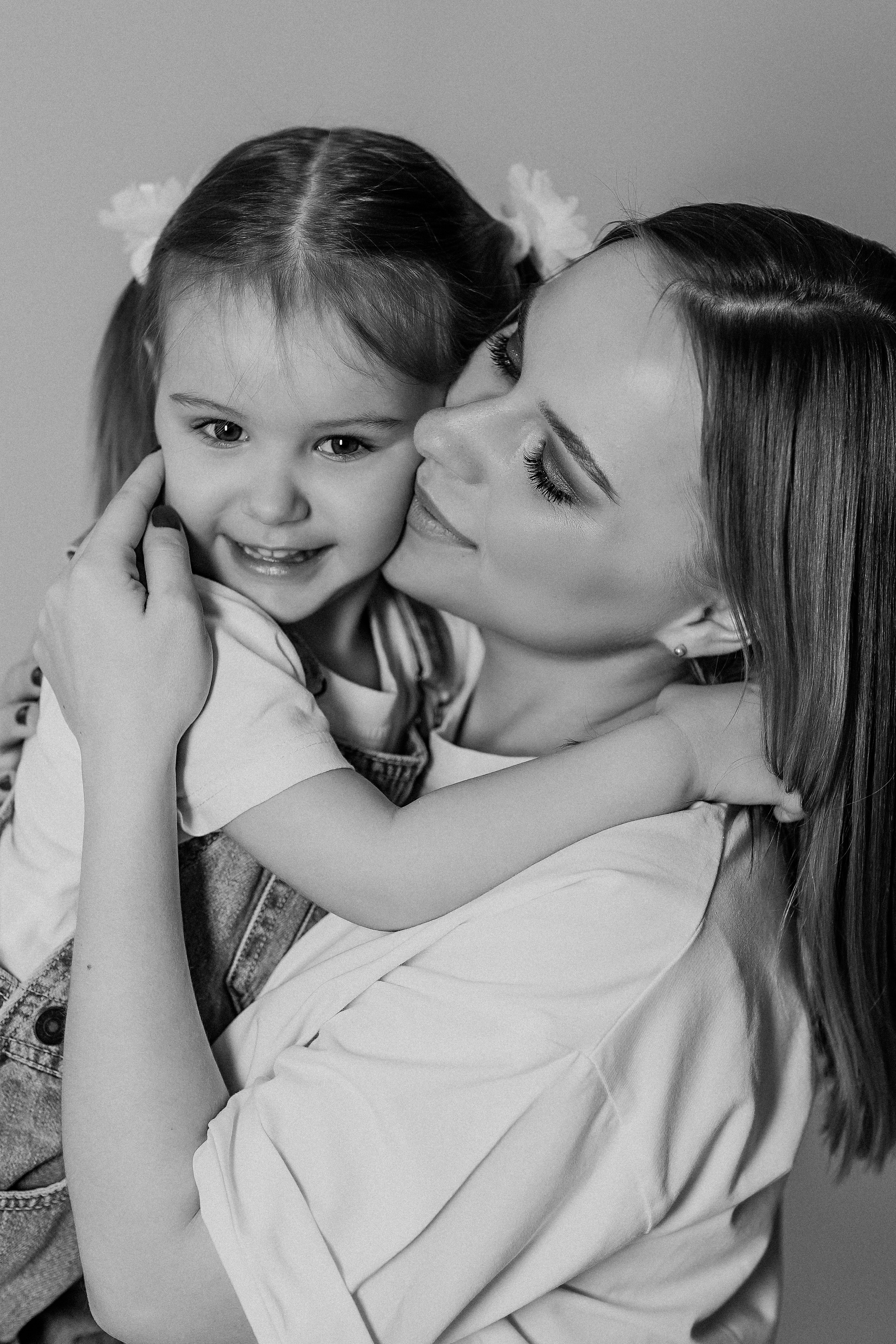 На фотофонах. Семейный фотограф Тюмень, фотограф на роды Салмина Мария